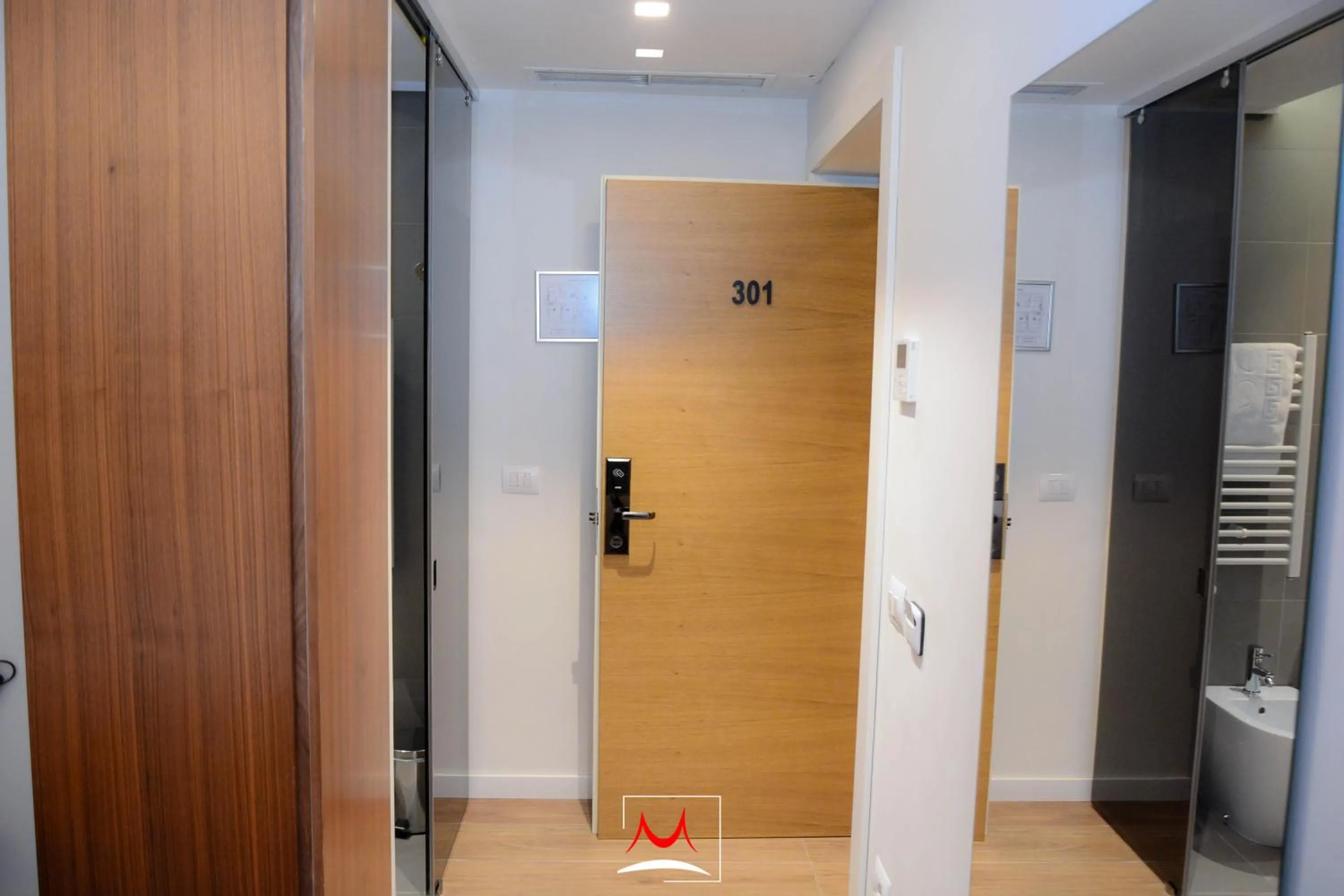 Toilet in Hotel Theatro- City Center