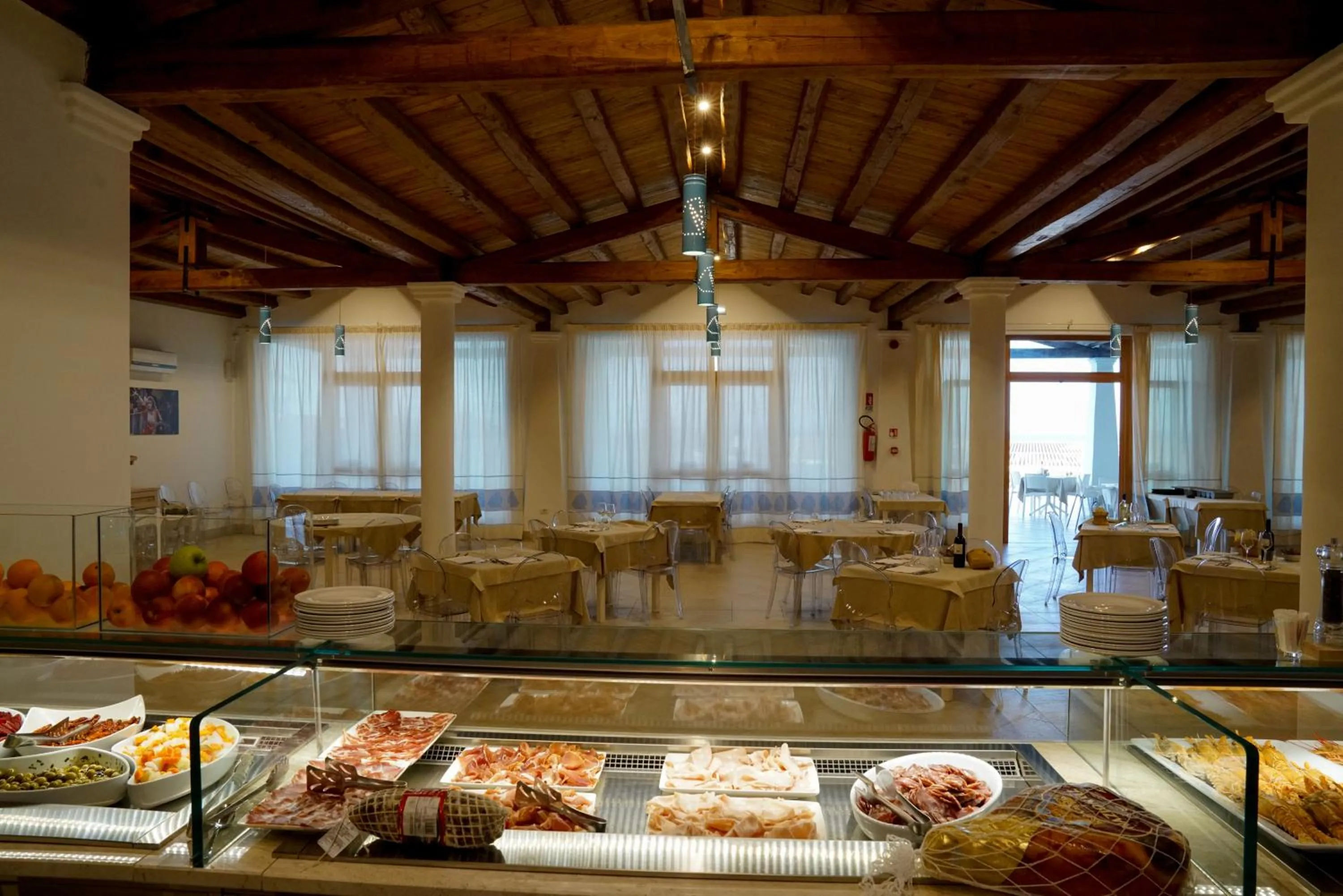 Restaurant/places to eat in GH Santina Resort & SPA