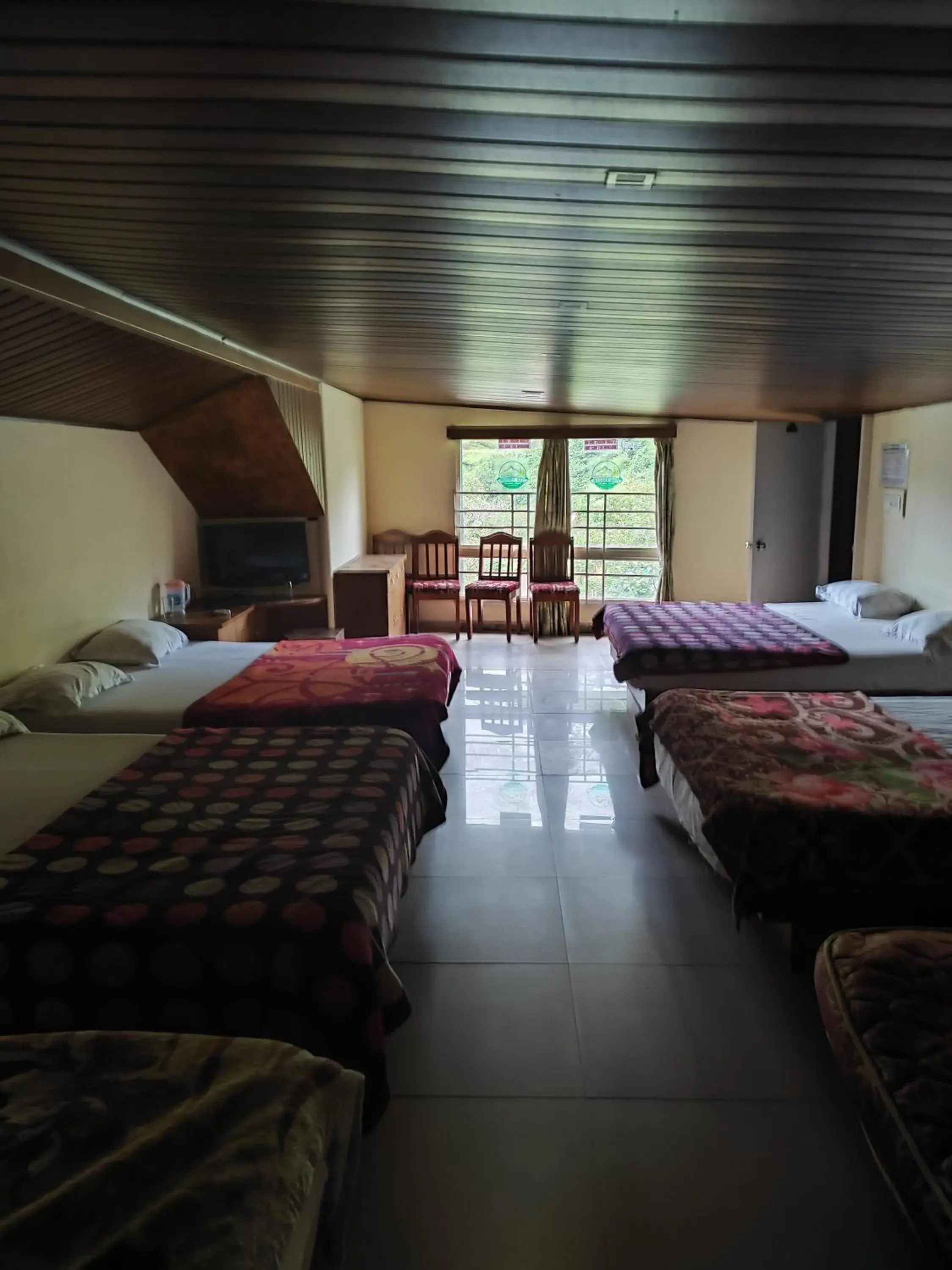 Mixed Dormitory Room in Munnar Days Mixed Dormitory Room in Munnar Days
