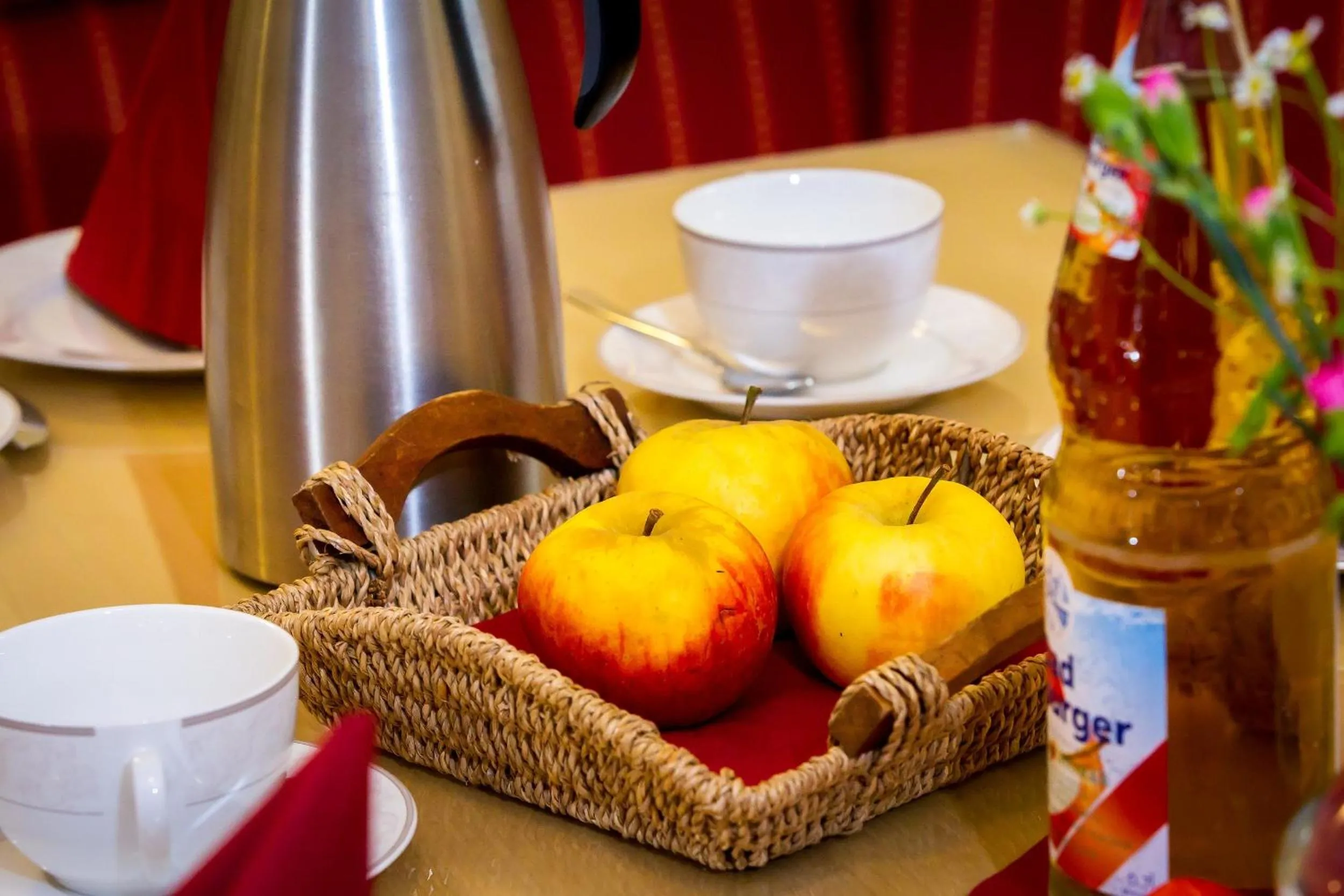 Breakfast in Wohlfühlhotel IM SCHLOSSPARK - Self CheckIn