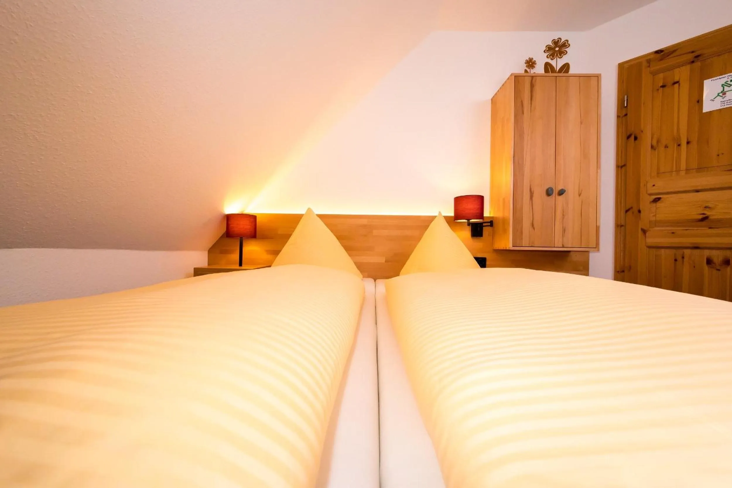 Bed in Wohlfühlhotel IM SCHLOSSPARK - Self CheckIn