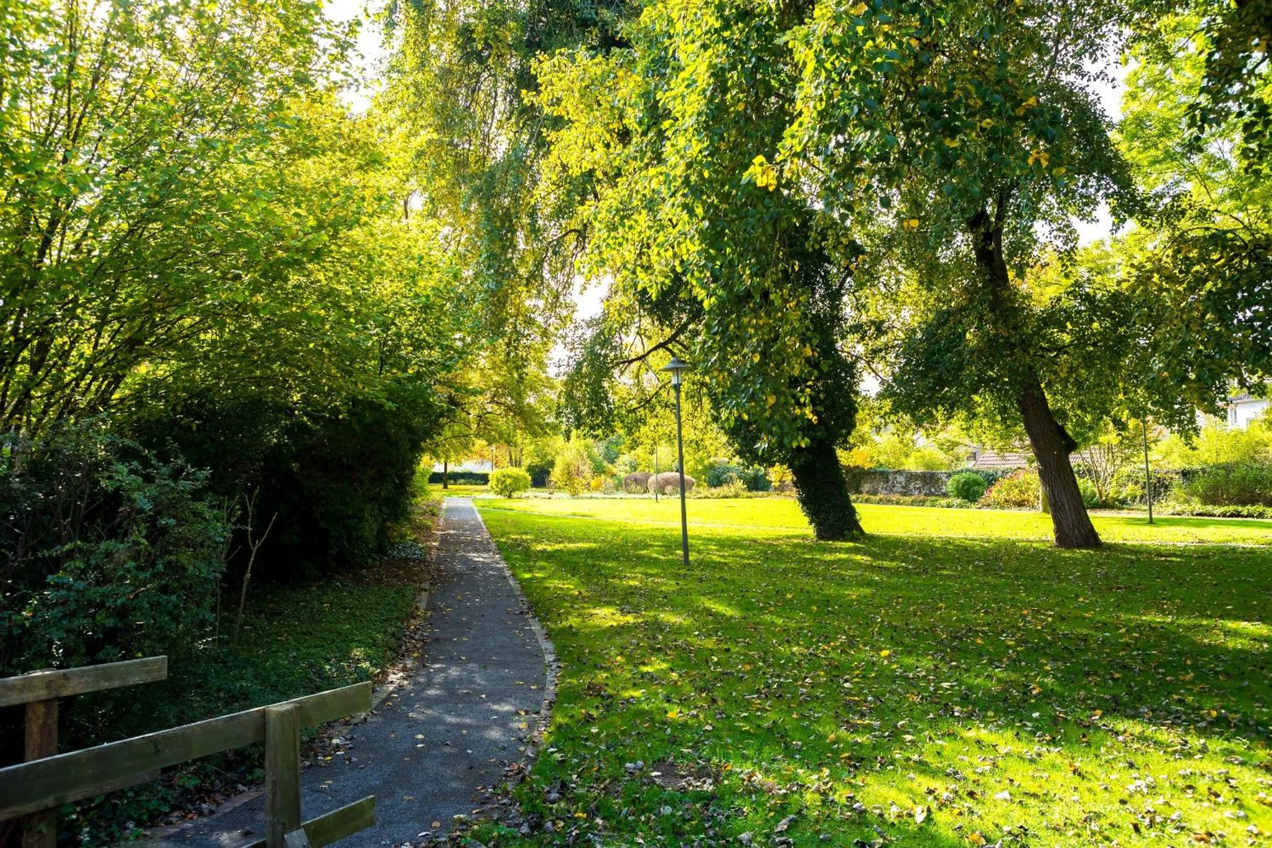 Garden in Wohlfühlhotel IM SCHLOSSPARK - Self CheckIn