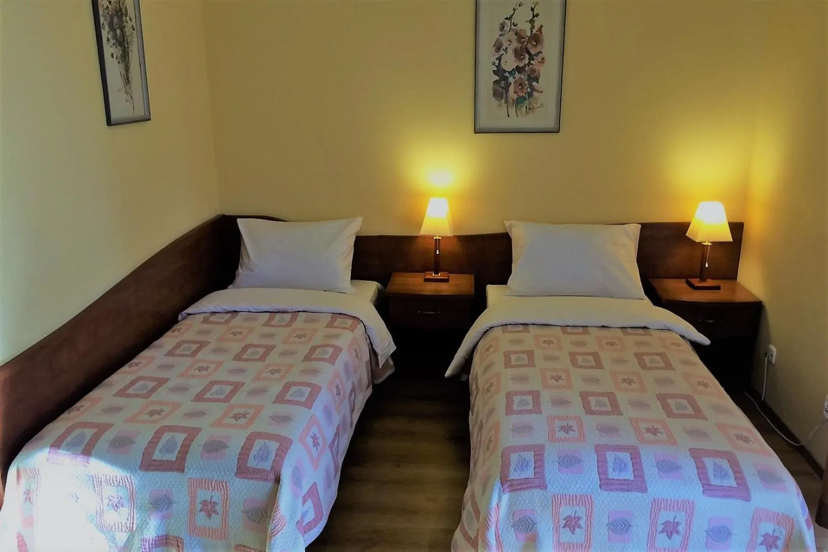 Bed in Willa Solmare