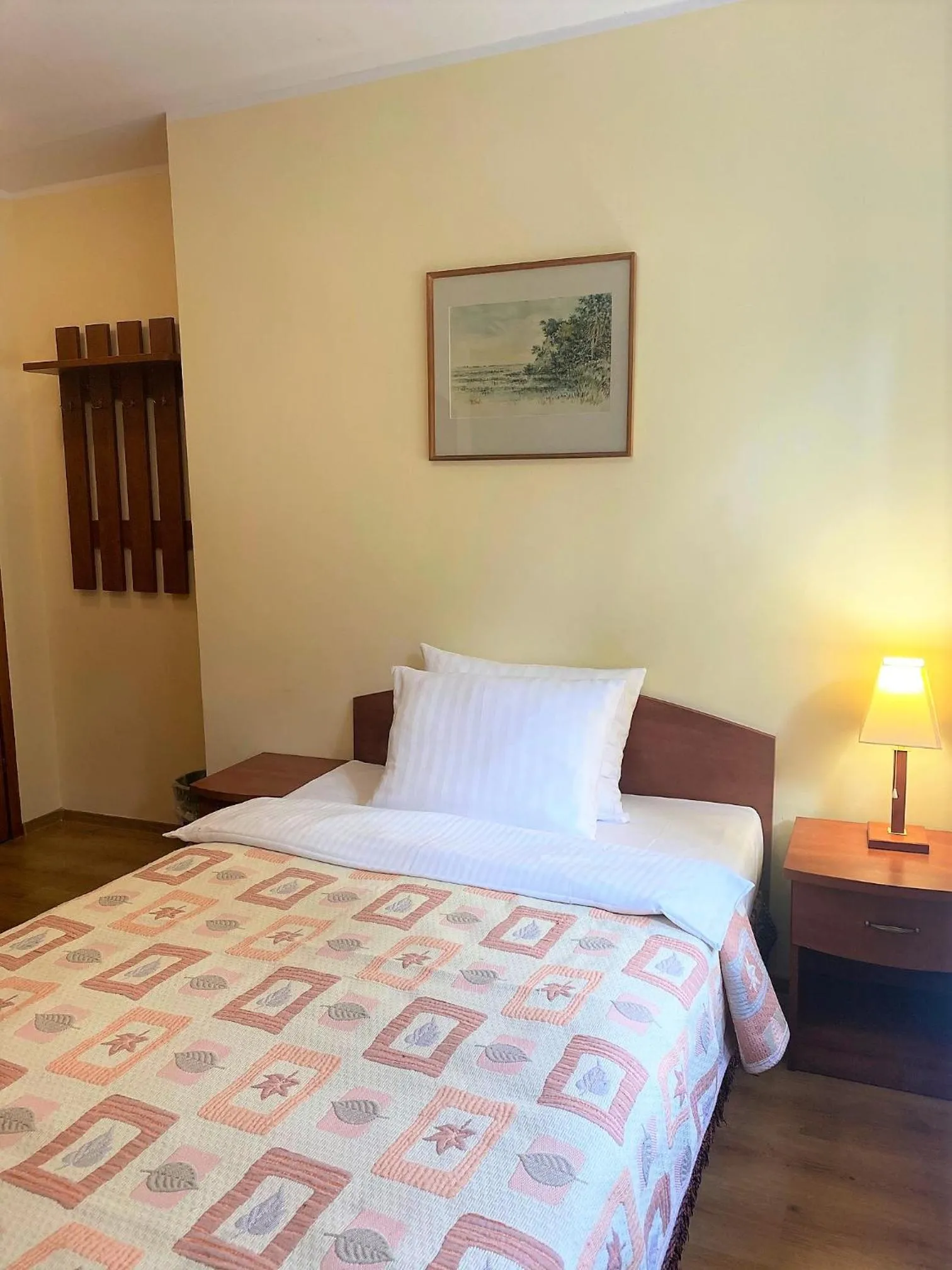 Photo of the whole room in Willa Solmare