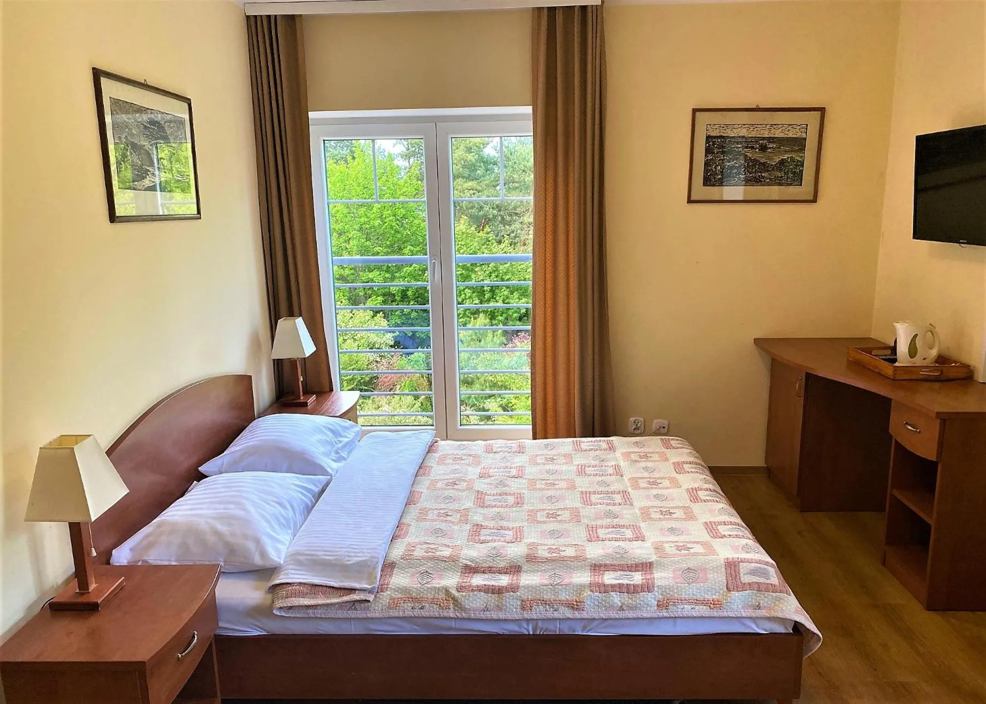 Photo of the whole room in Willa Solmare