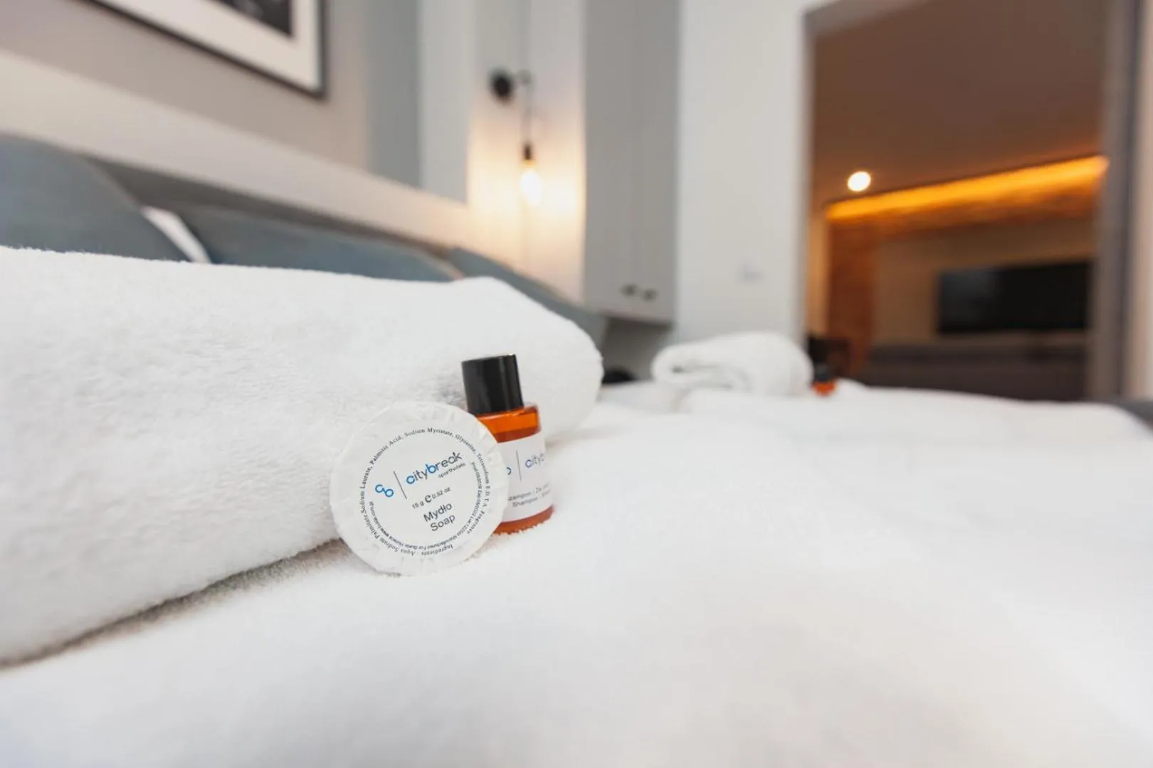 Property logo or sign, Bed in City Break Atelier Praga Apartamenty