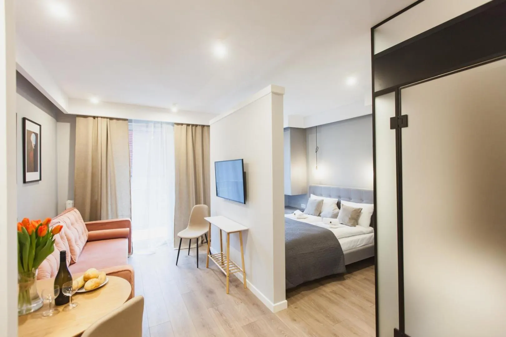 Bed in City Break Atelier Praga Apartamenty