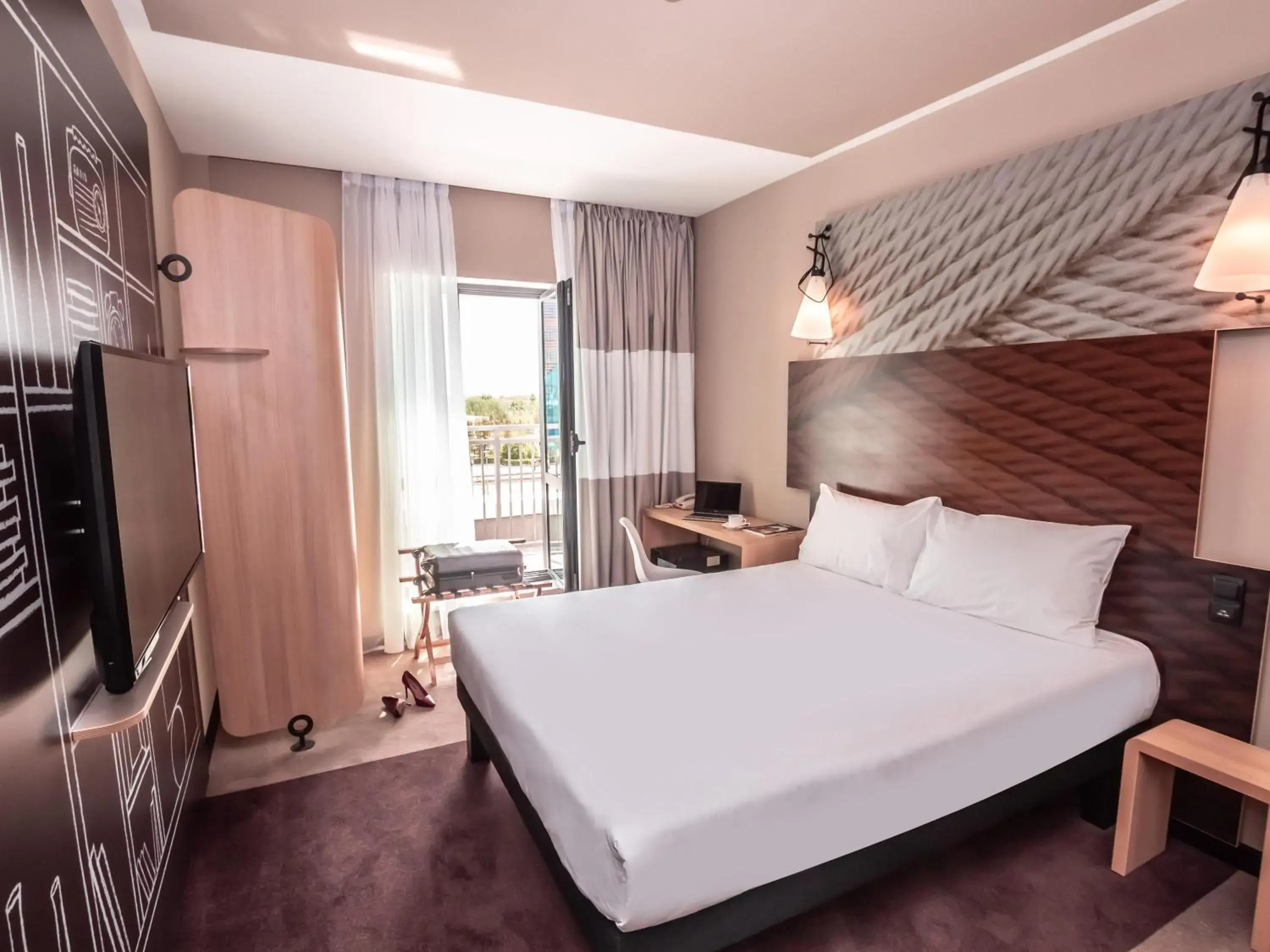 Superior Double Room - single occupancy in Ibis Aktobe Superior Double Room - single occupancy in Ibis Aktobe