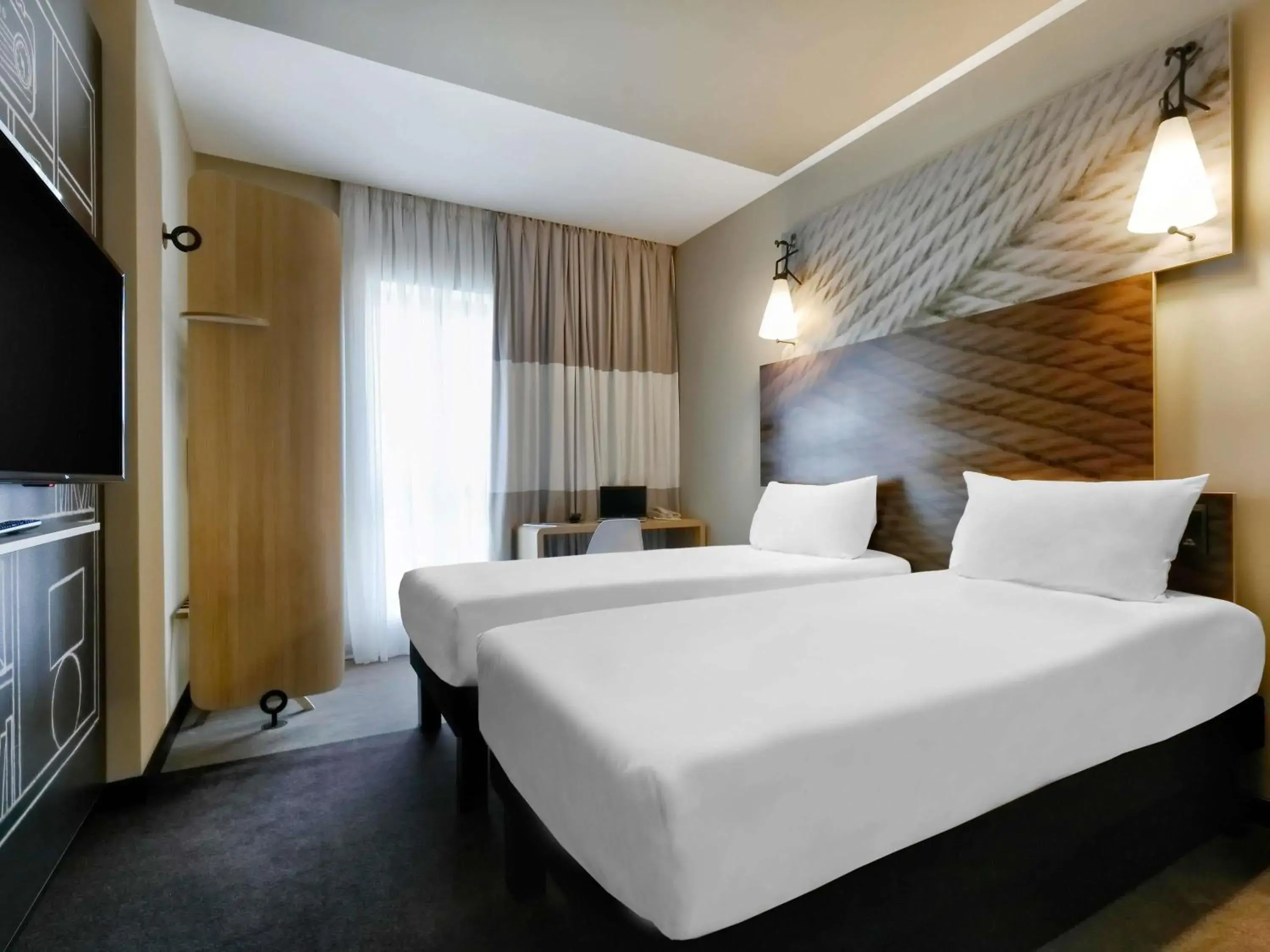 Standard Twin Room - single occupancy in Ibis Aktobe Standard Twin Room - single occupancy in Ibis Aktobe