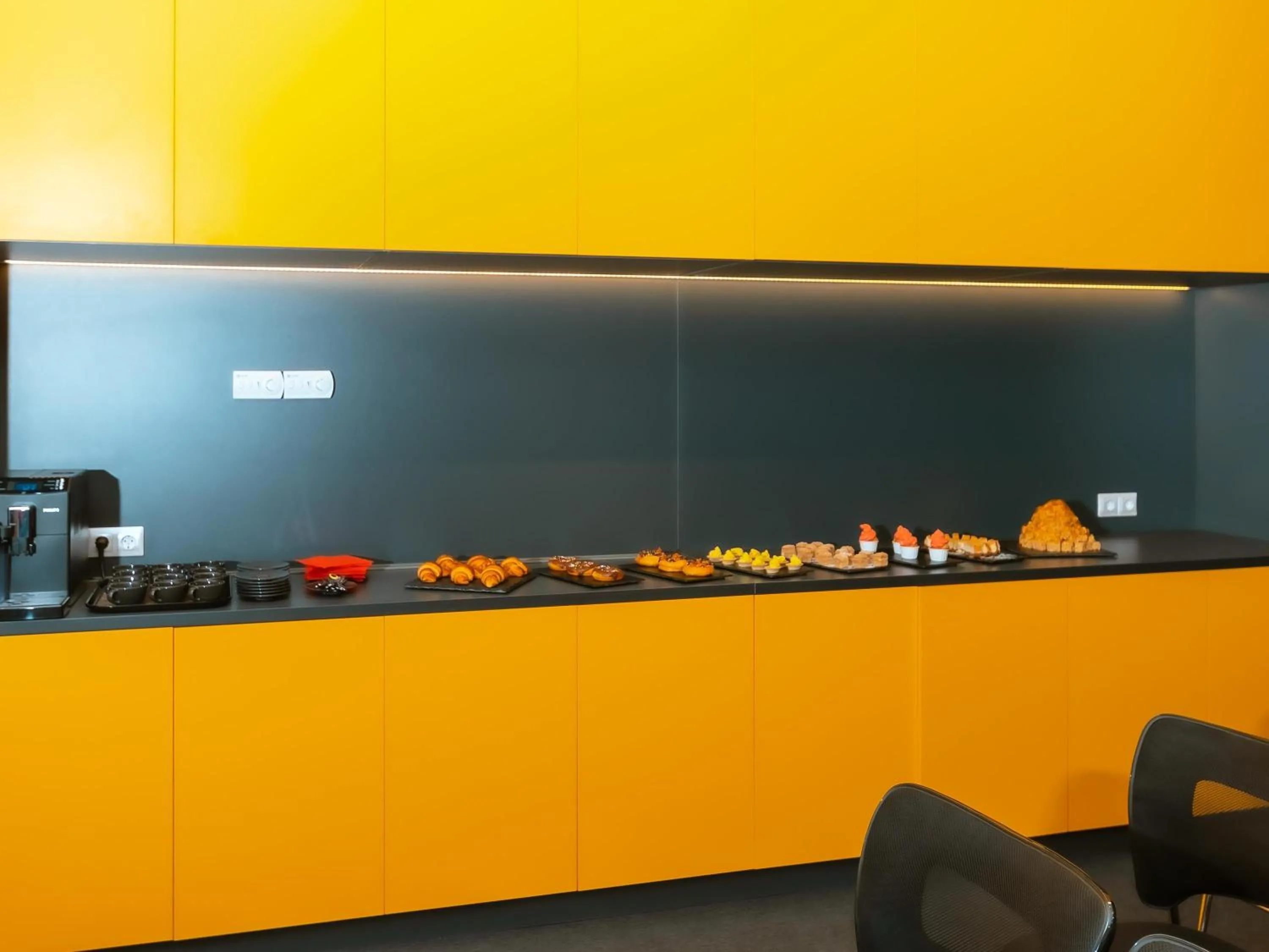 Meeting/conference room in Ibis Aktobe