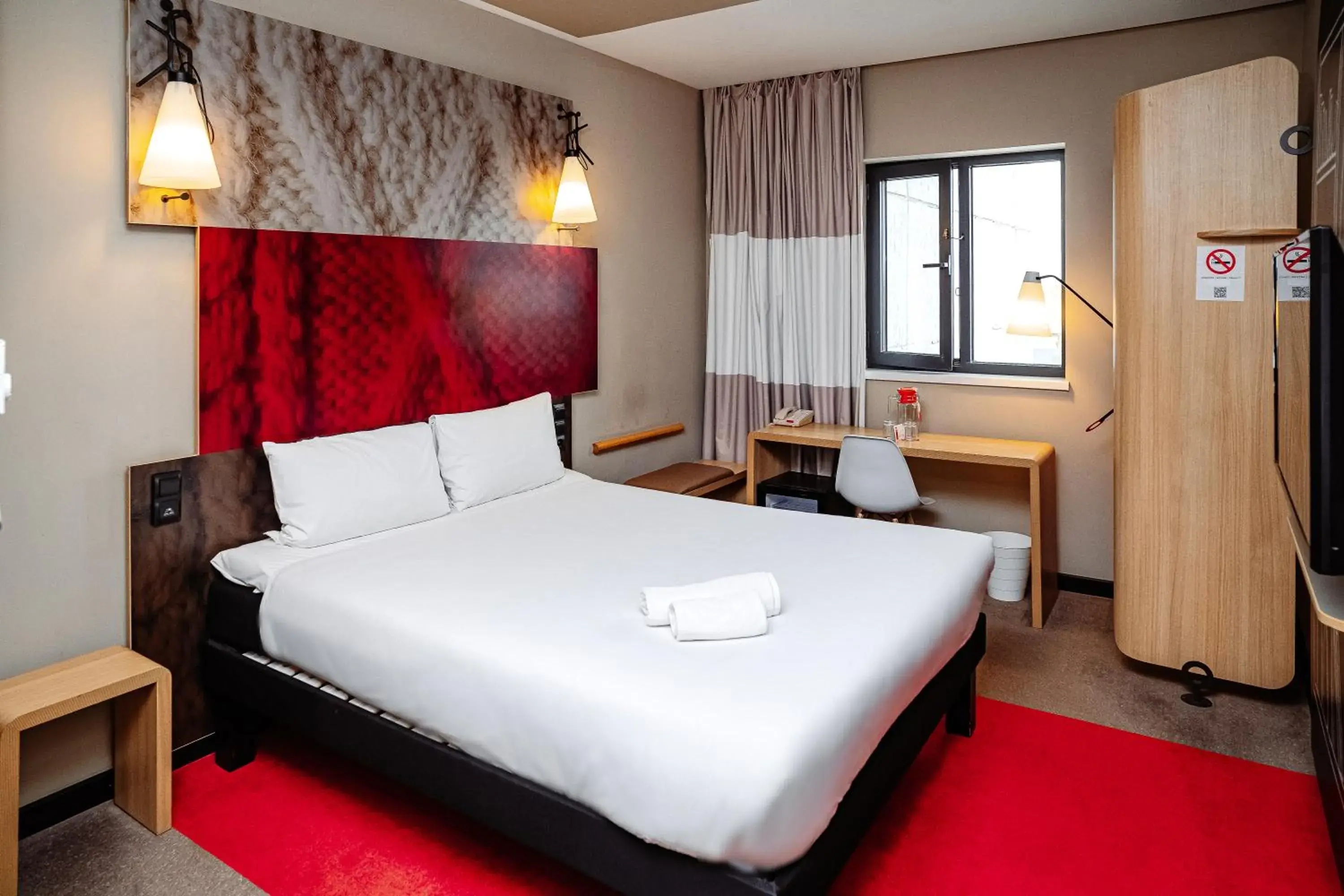 Standard Double Room with City View - single occupancy in Ibis Aktobe Standard Double Room with City View - single occupancy in Ibis Aktobe
