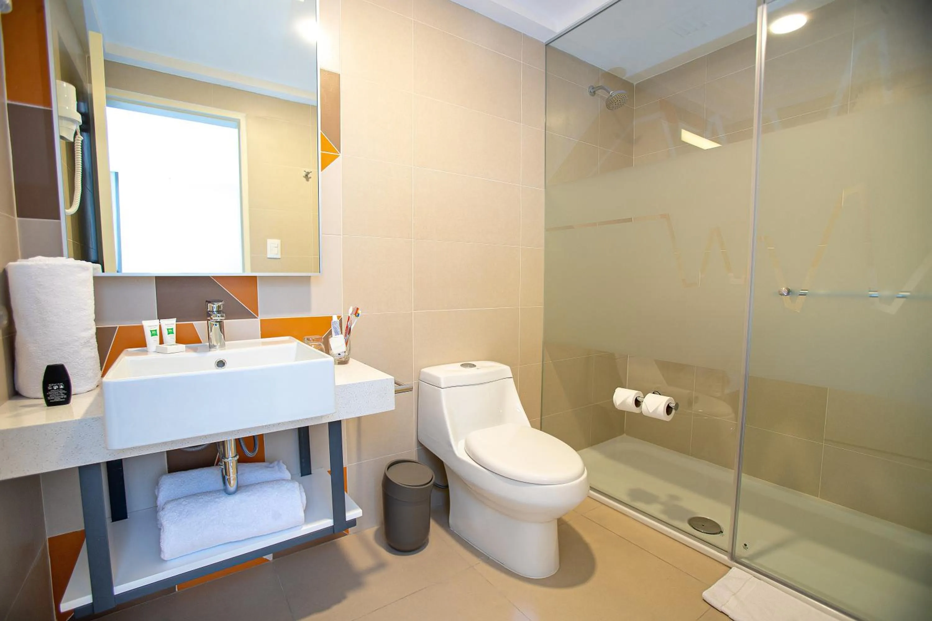 Bathroom in ibis Styles Lima Benavides Miraflores