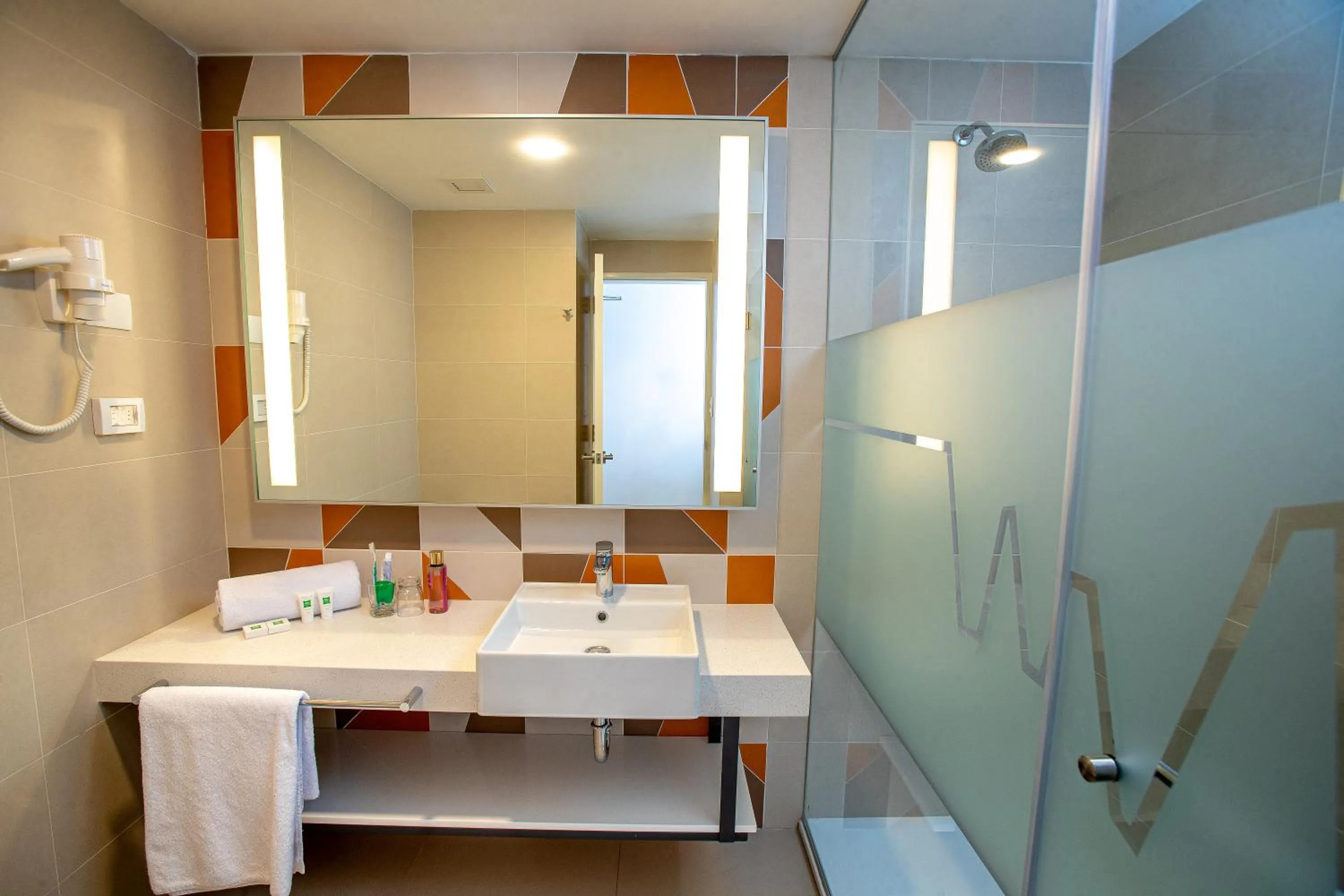 Bathroom in ibis Styles Lima Benavides Miraflores