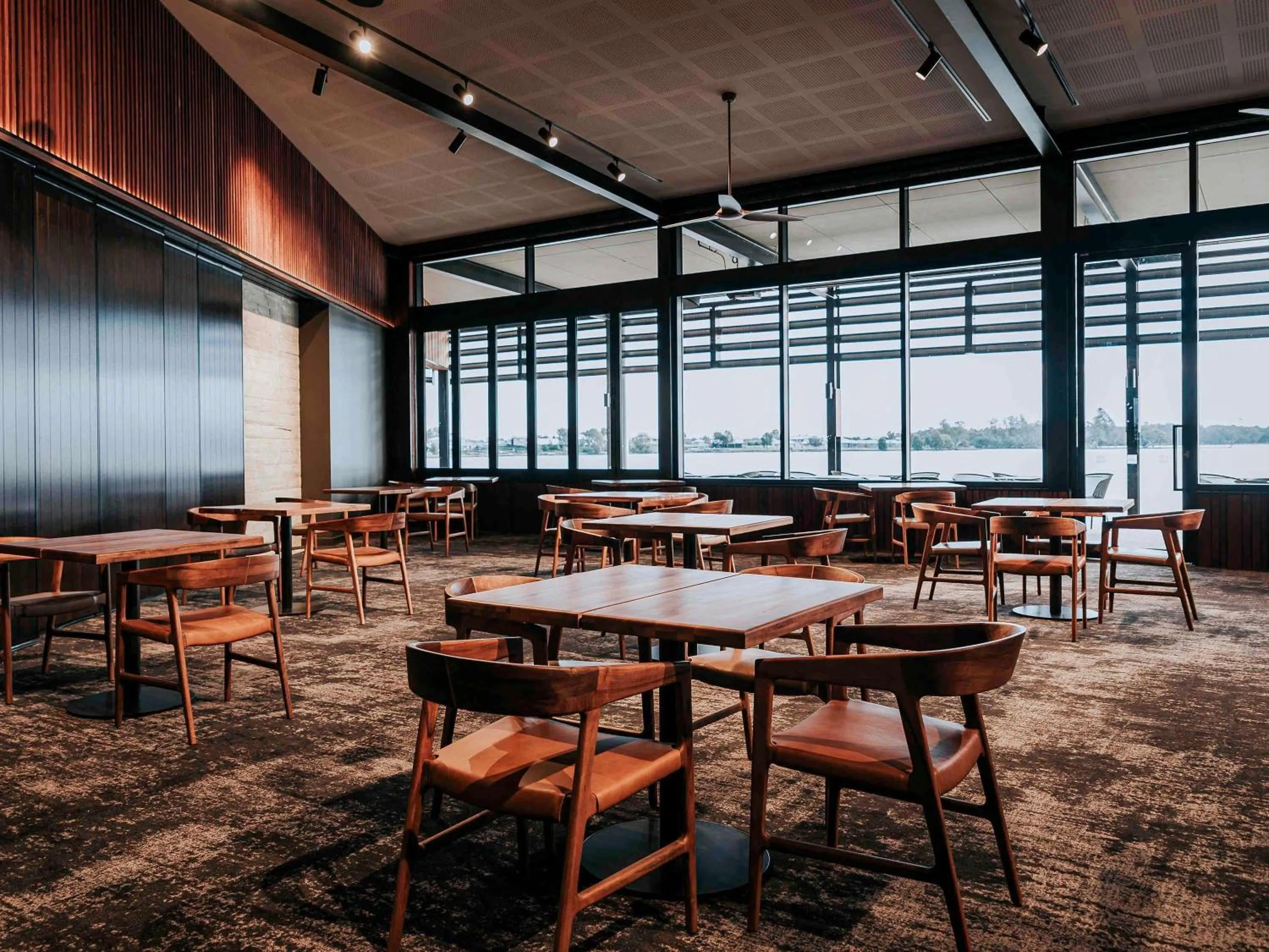 Restaurant/places to eat in The Sebel Yarrawonga Silverwoods