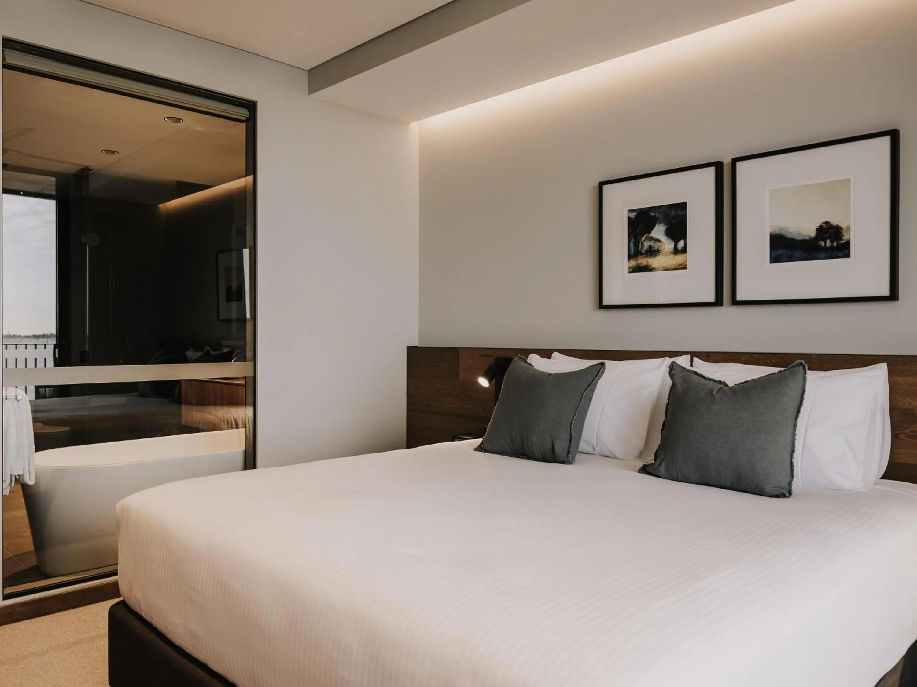 Bedroom, Bed in The Sebel Yarrawonga Silverwoods