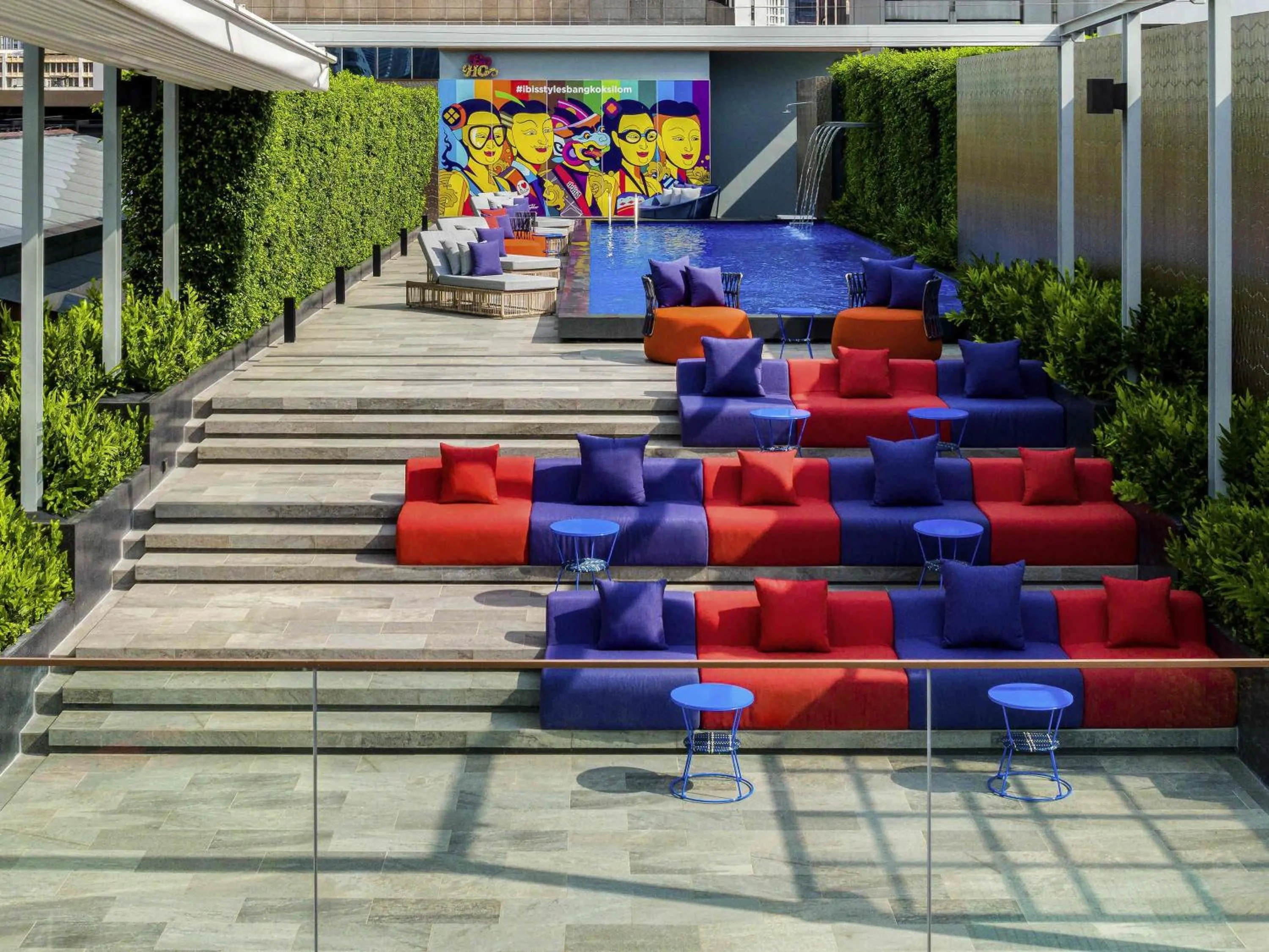 Lounge or bar in ibis Styles Bangkok Silom