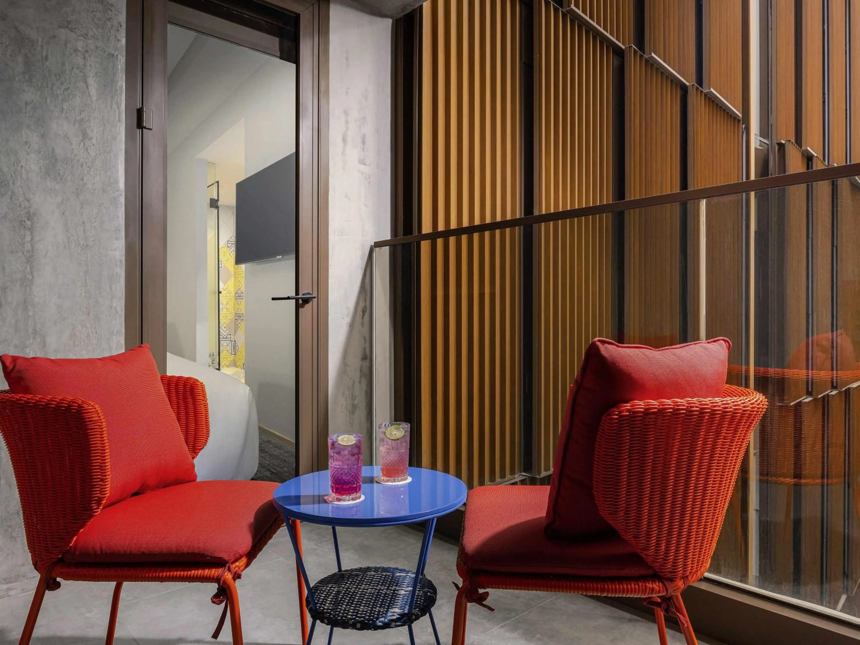 Bedroom in ibis Styles Bangkok Silom