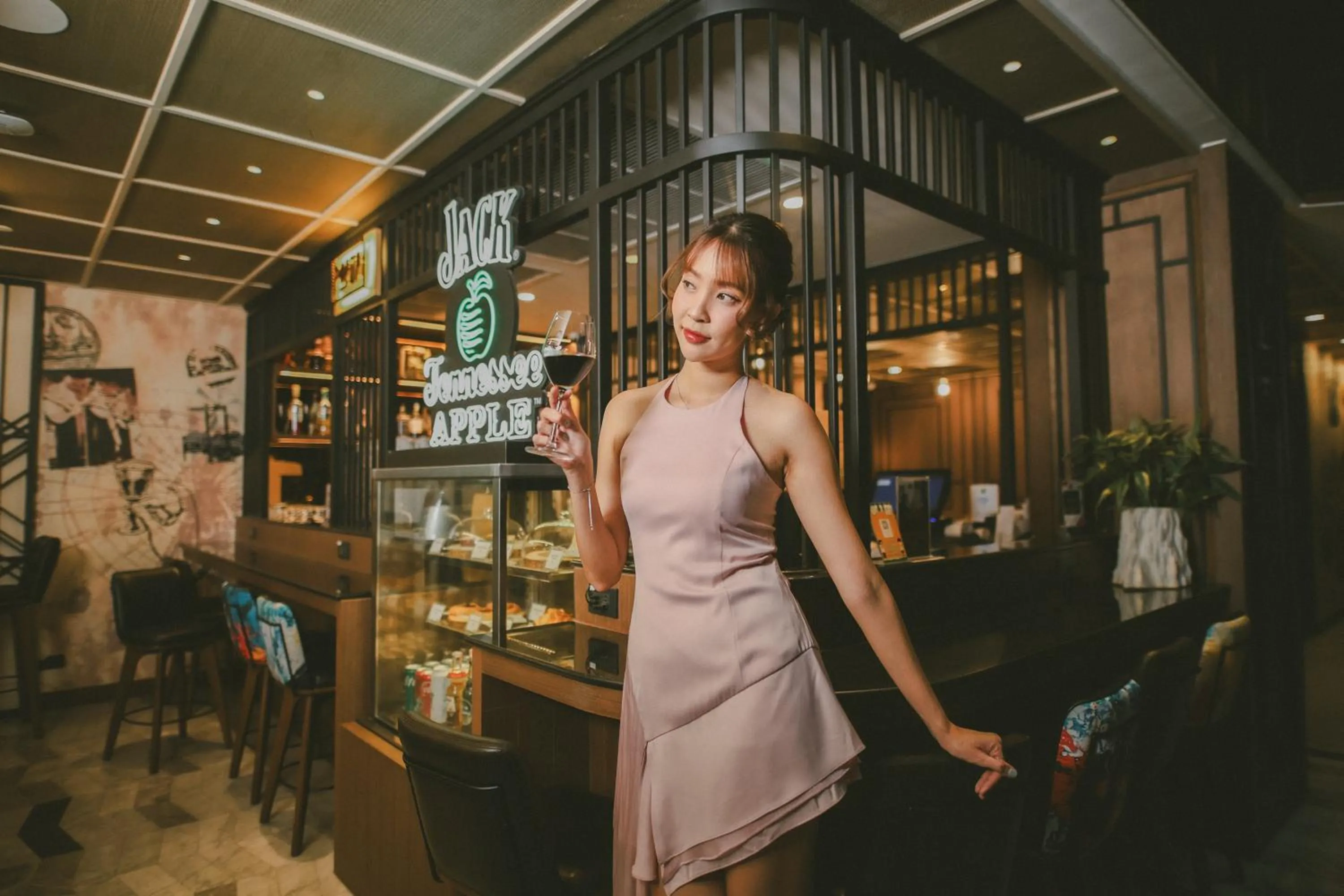 Restaurant/places to eat in ibis Styles Bangkok Silom