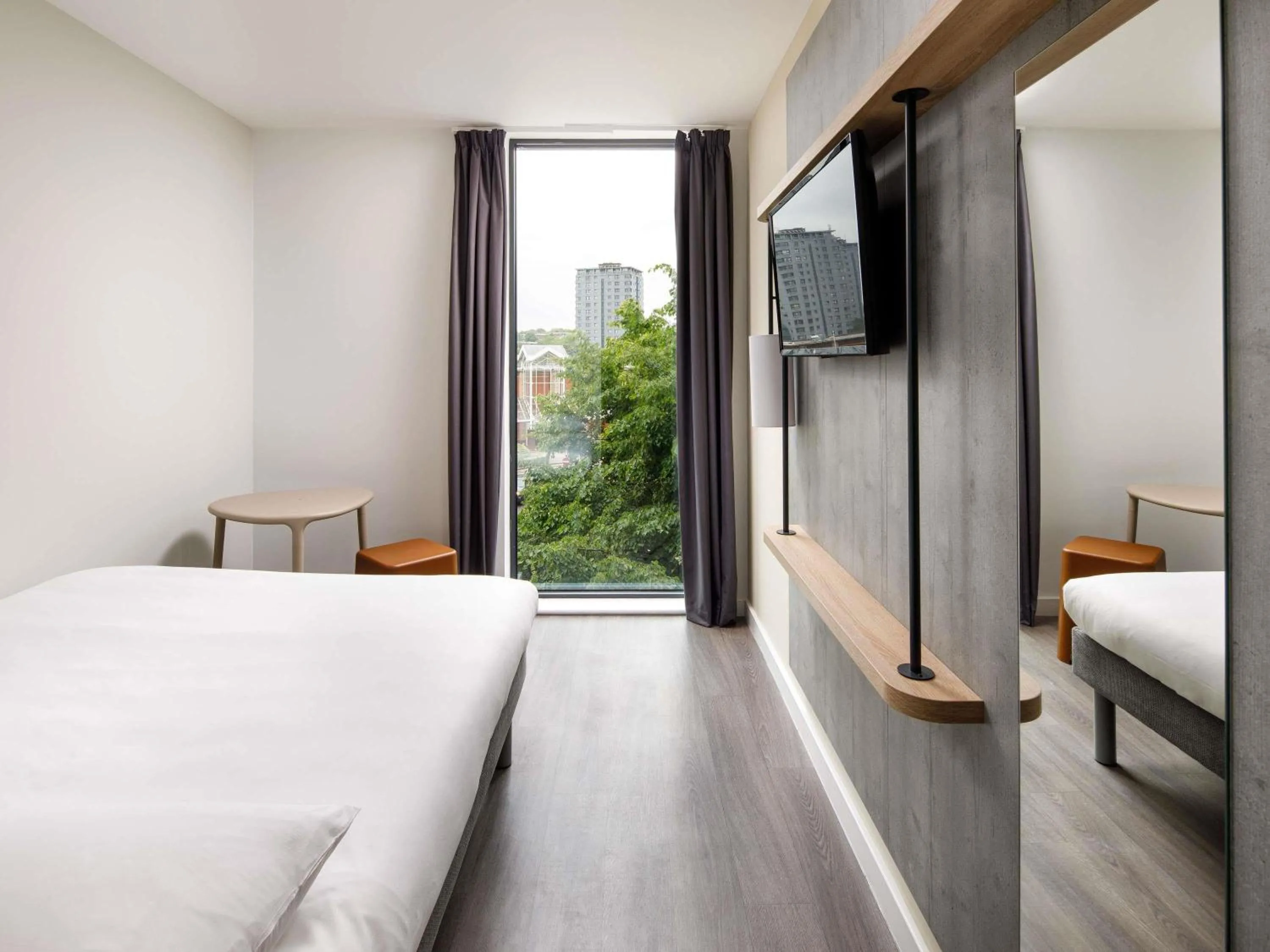 Property building, Bed in ibis Budget Sheffield Centre St Marys Gate