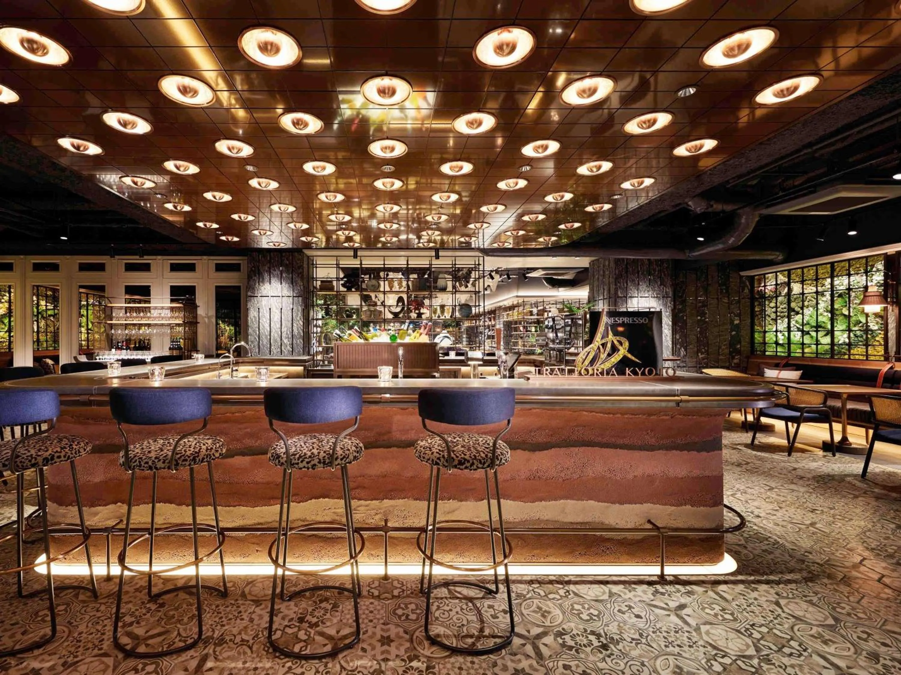 Lounge or bar in Mercure Kyoto Station