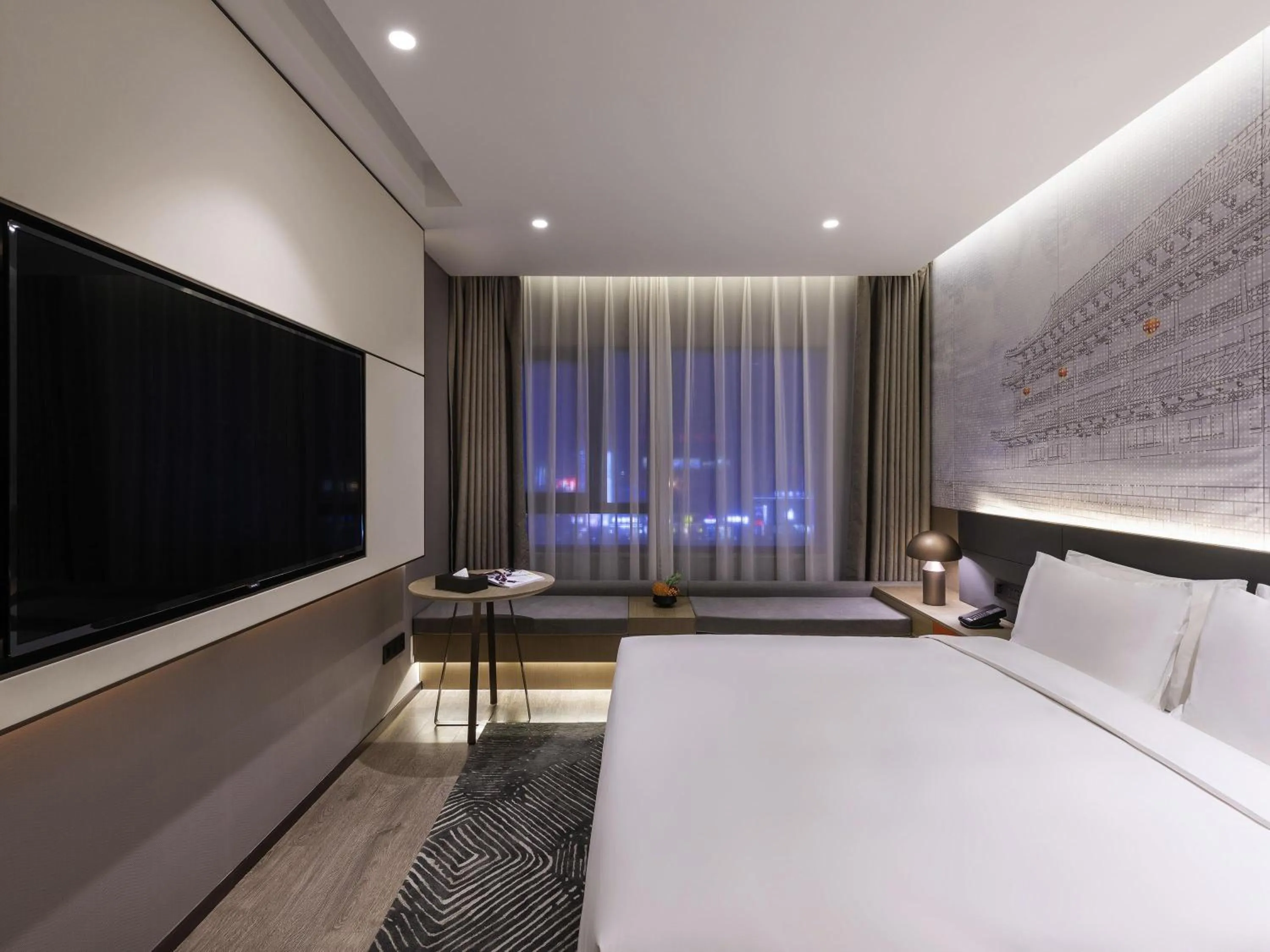 Bedroom, Bed in Novotel Xi'an The Bell Tower