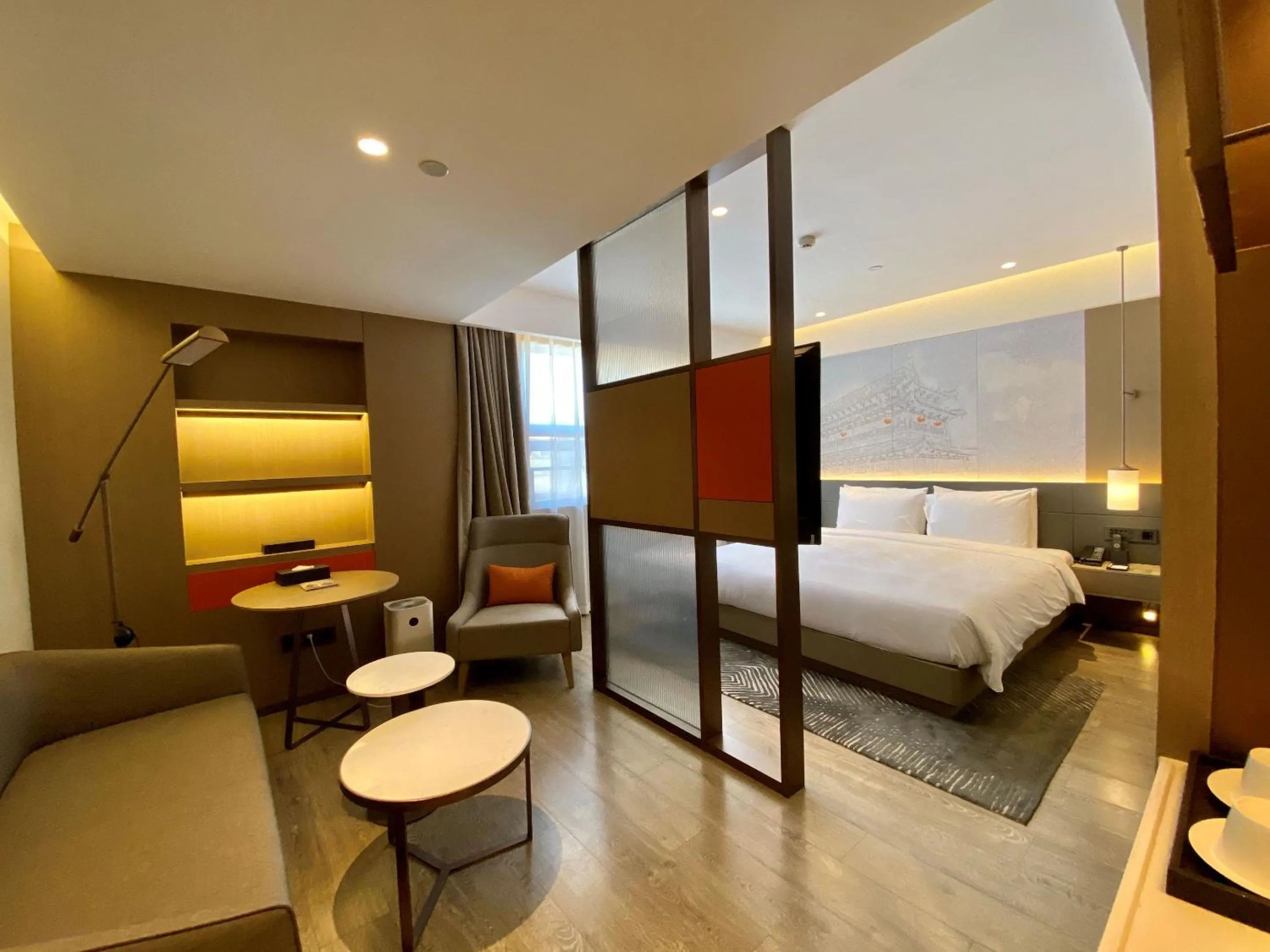 Photo of the whole room, Bed in Novotel Xi'an The Bell Tower