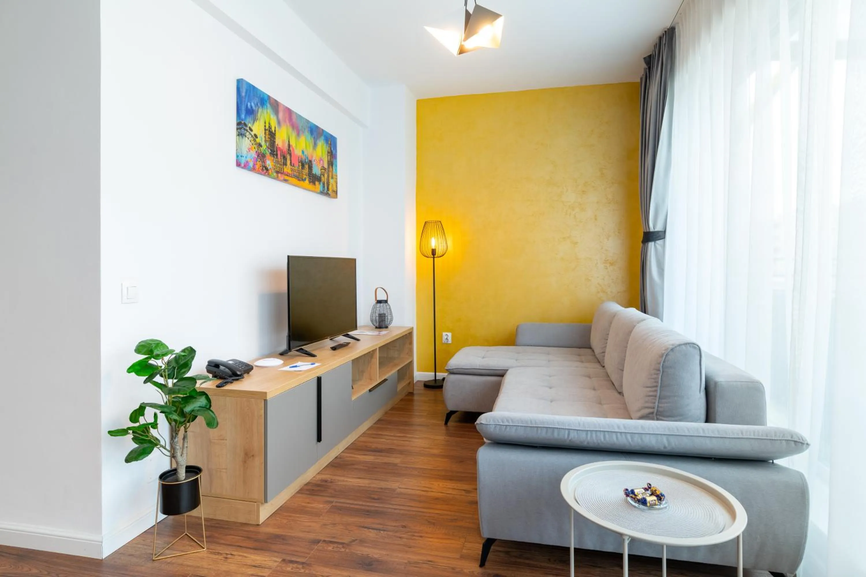 TV and multimedia in TCI Apartments