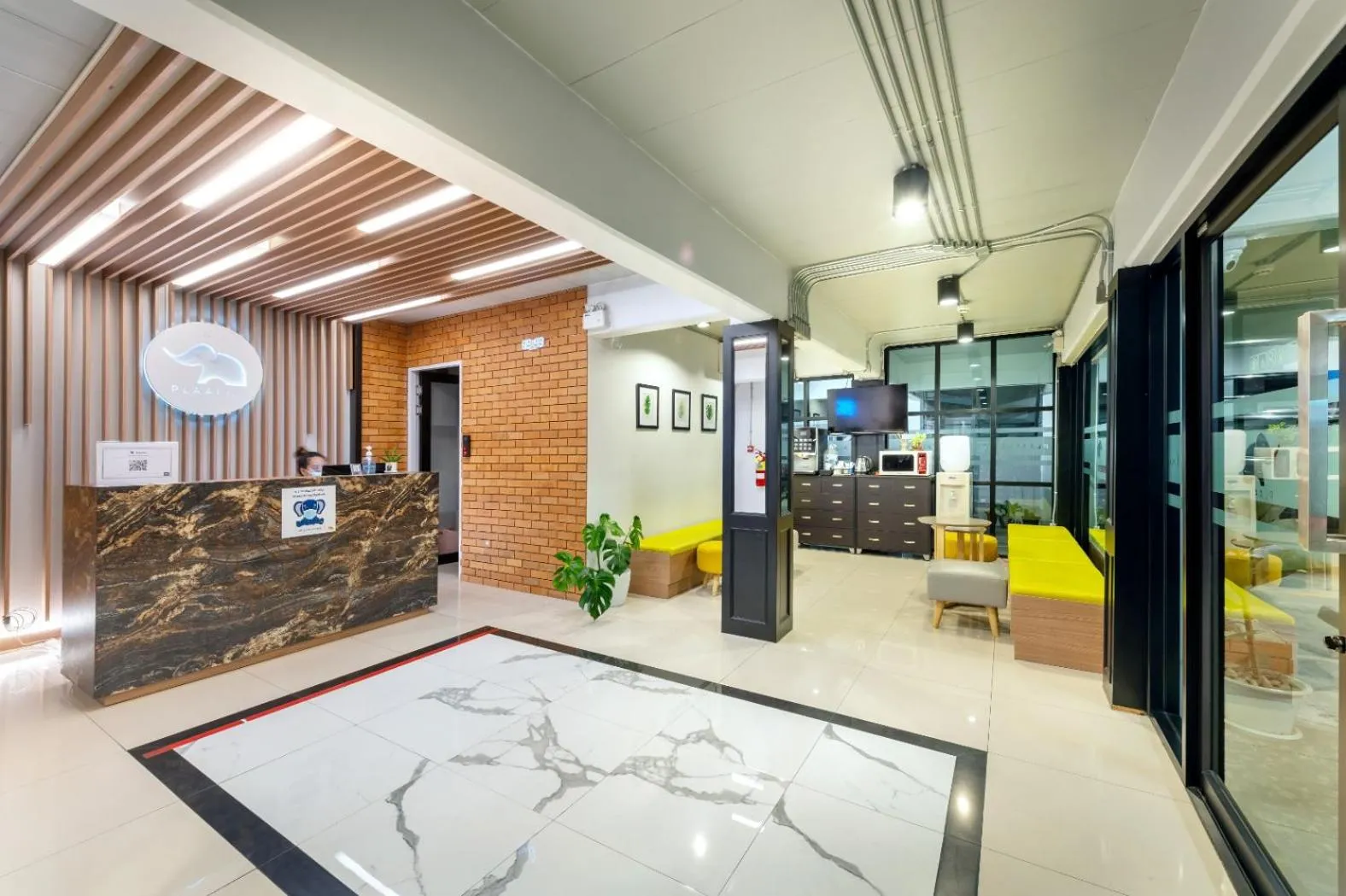 Lobby or reception in PLAAI Play Hotel