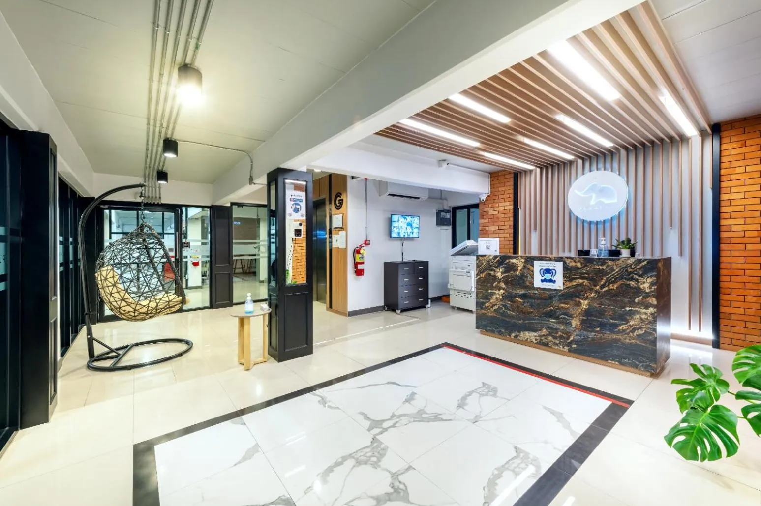 Lobby or reception in PLAAI Play Hotel