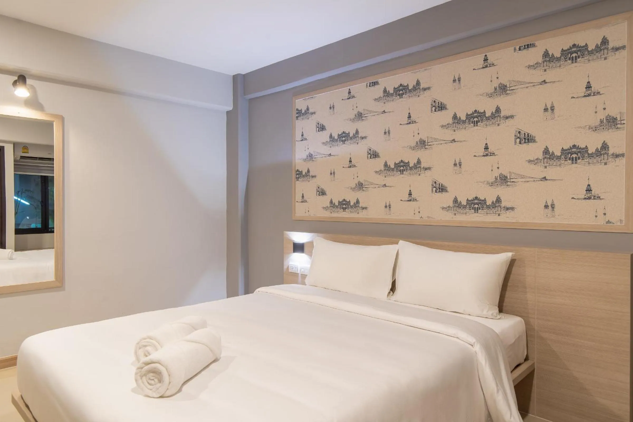 Photo of the whole room, Bed in PLAAI Play Hotel