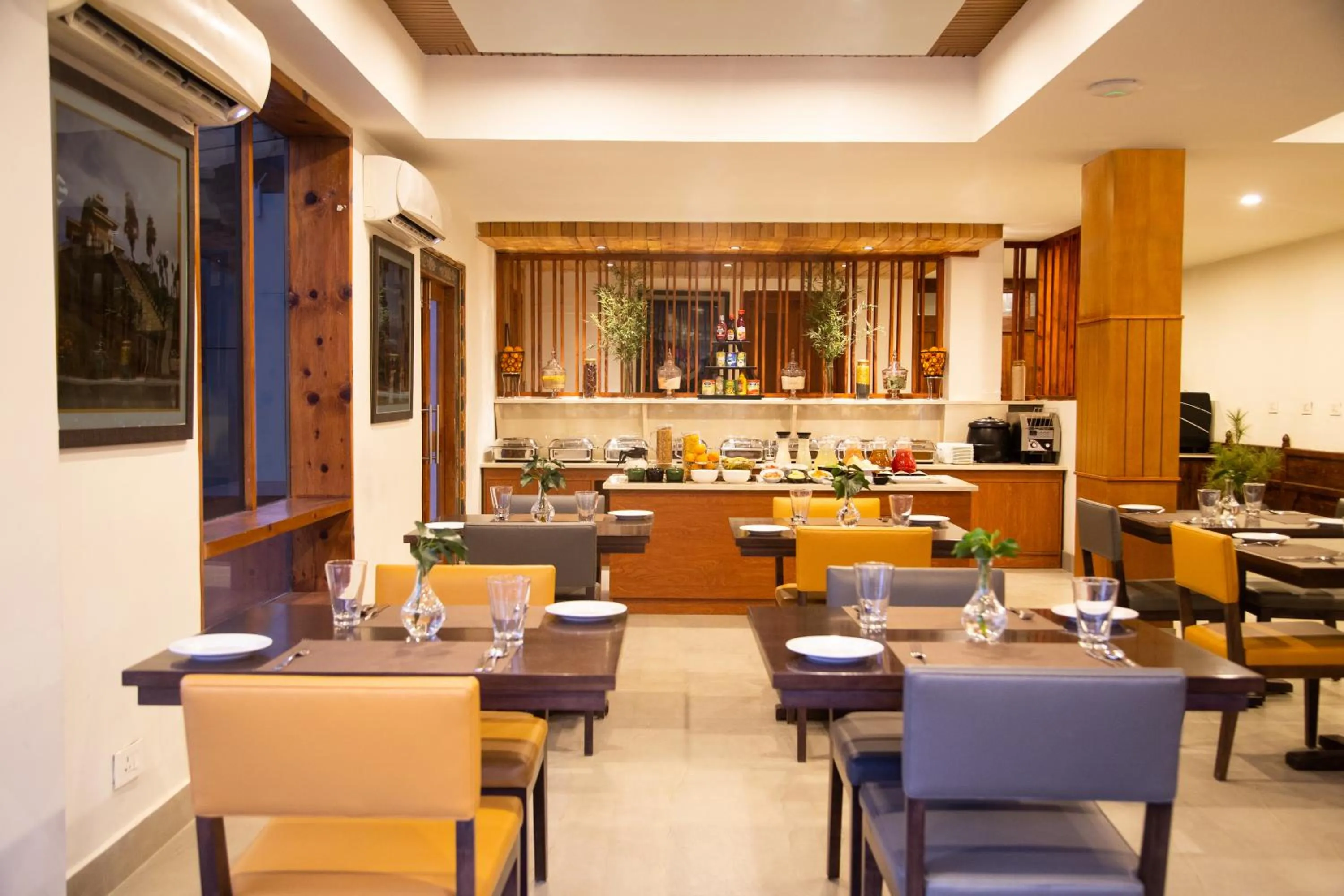 Restaurant/places to eat in Lemon Tree Hotel, Thimphu