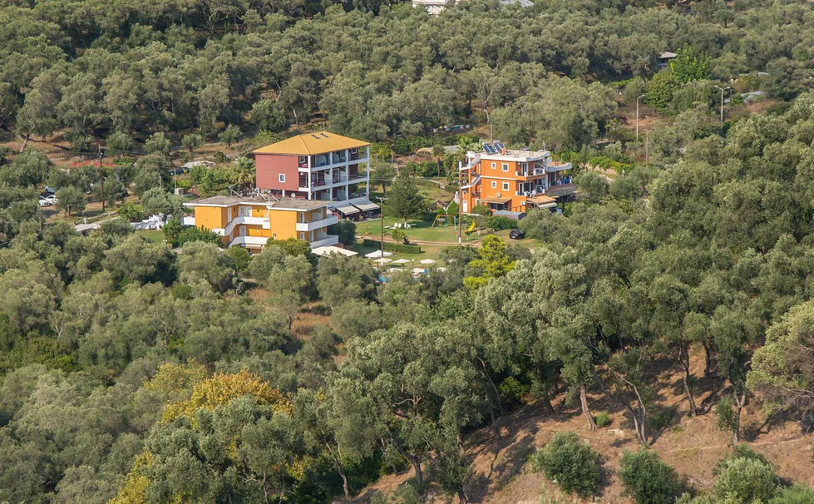 Garden in Donatos Apartments & Studios