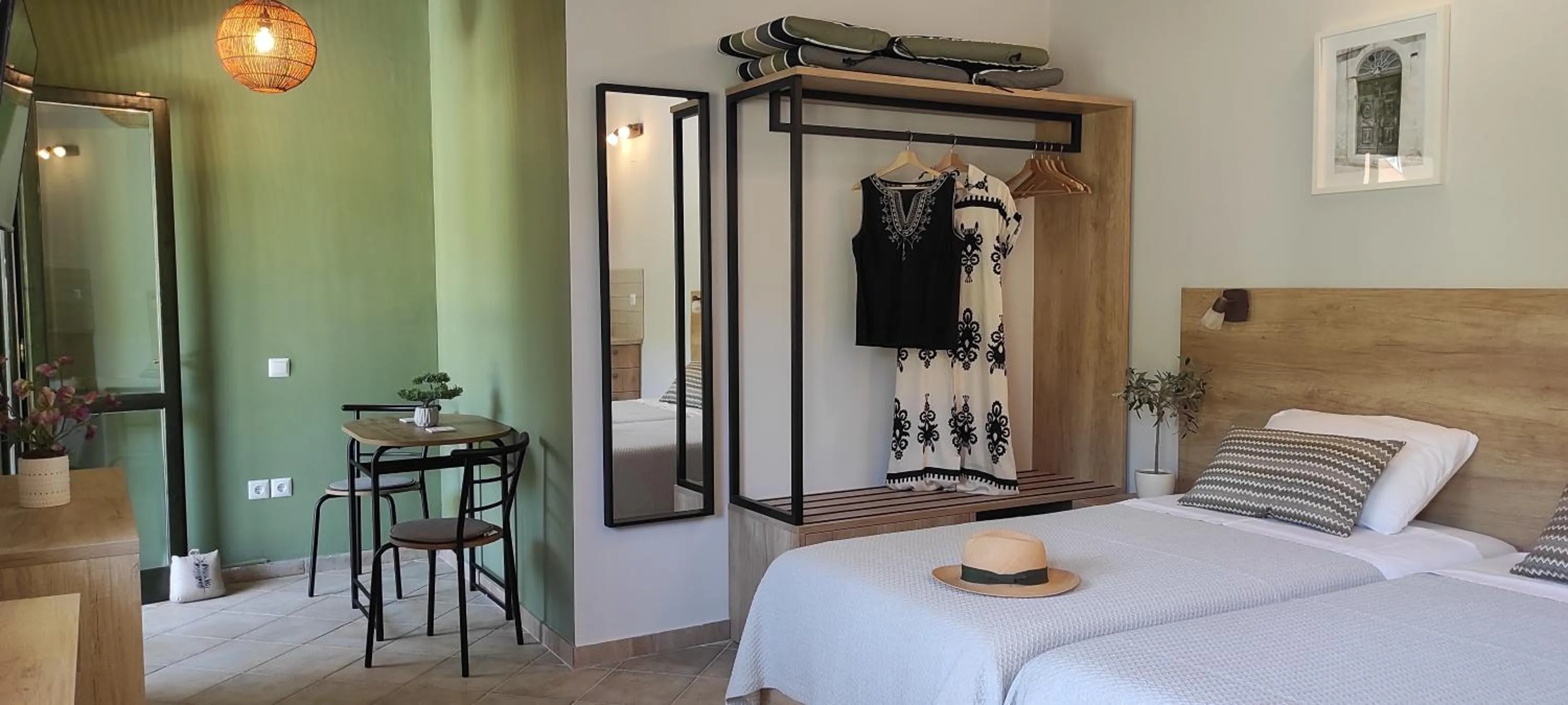 Bed in Donatos Apartments & Studios