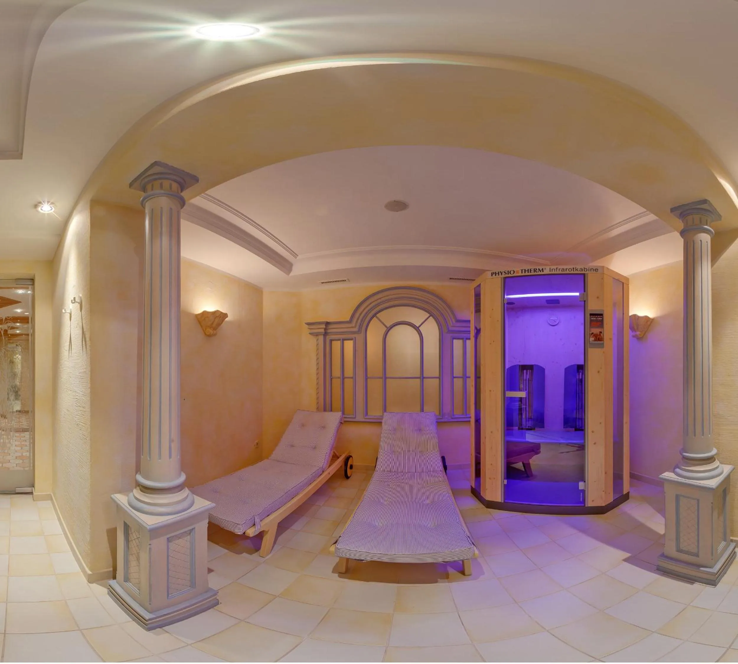 Spa and wellness centre/facilities in Hotel Garni Serfauserhof