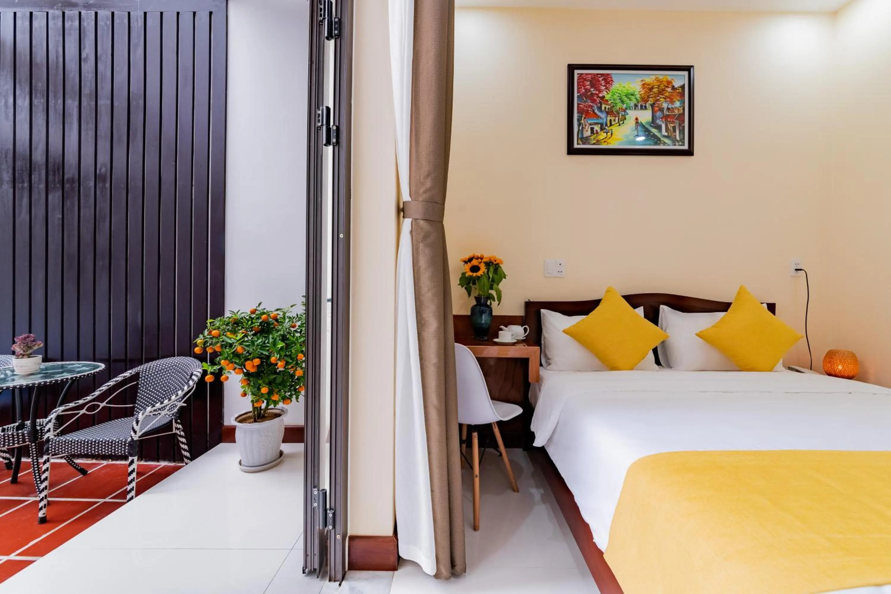 Bed in Green Hill Hotel