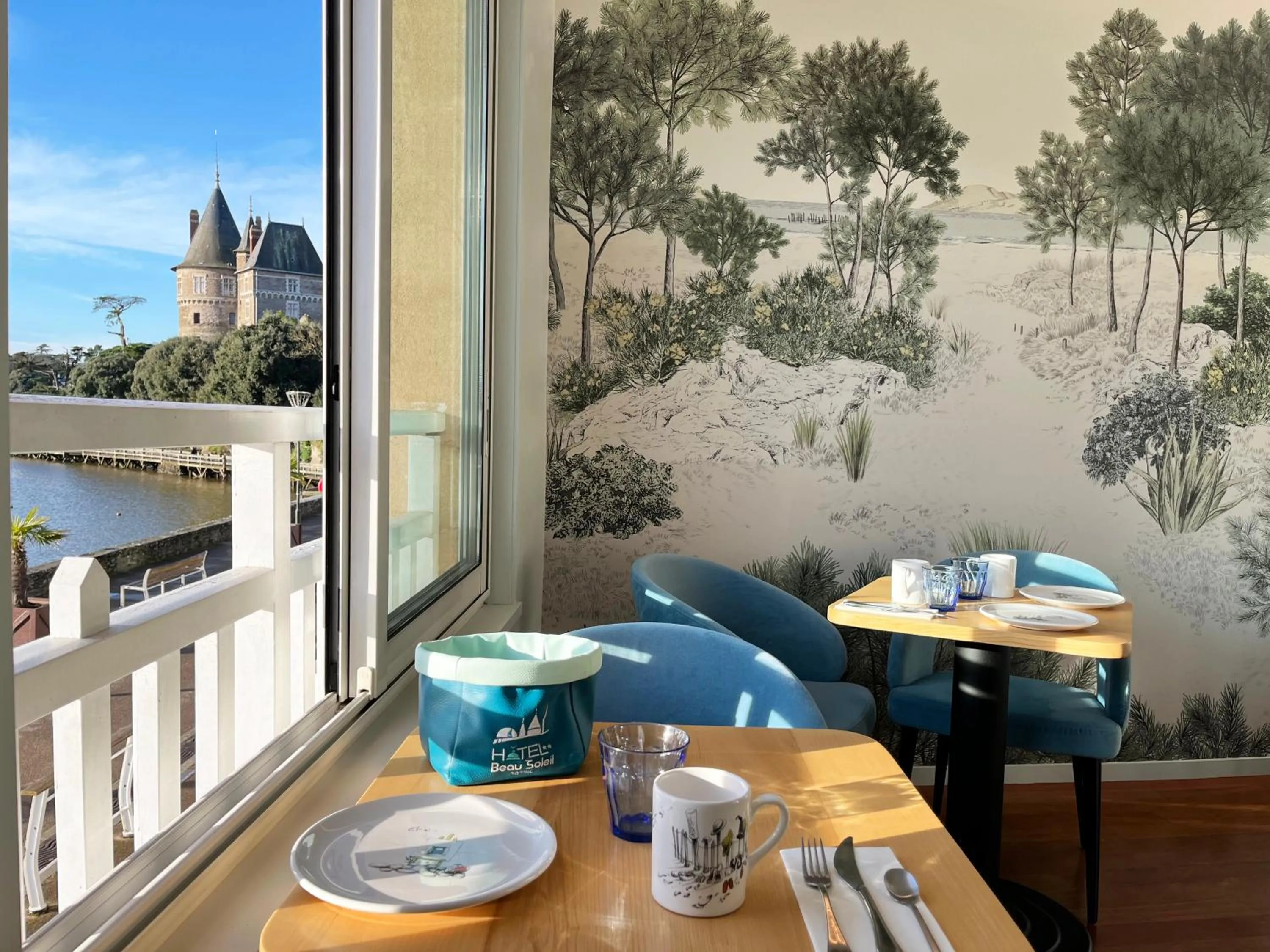 Sea view in Hôtel Beau Soleil