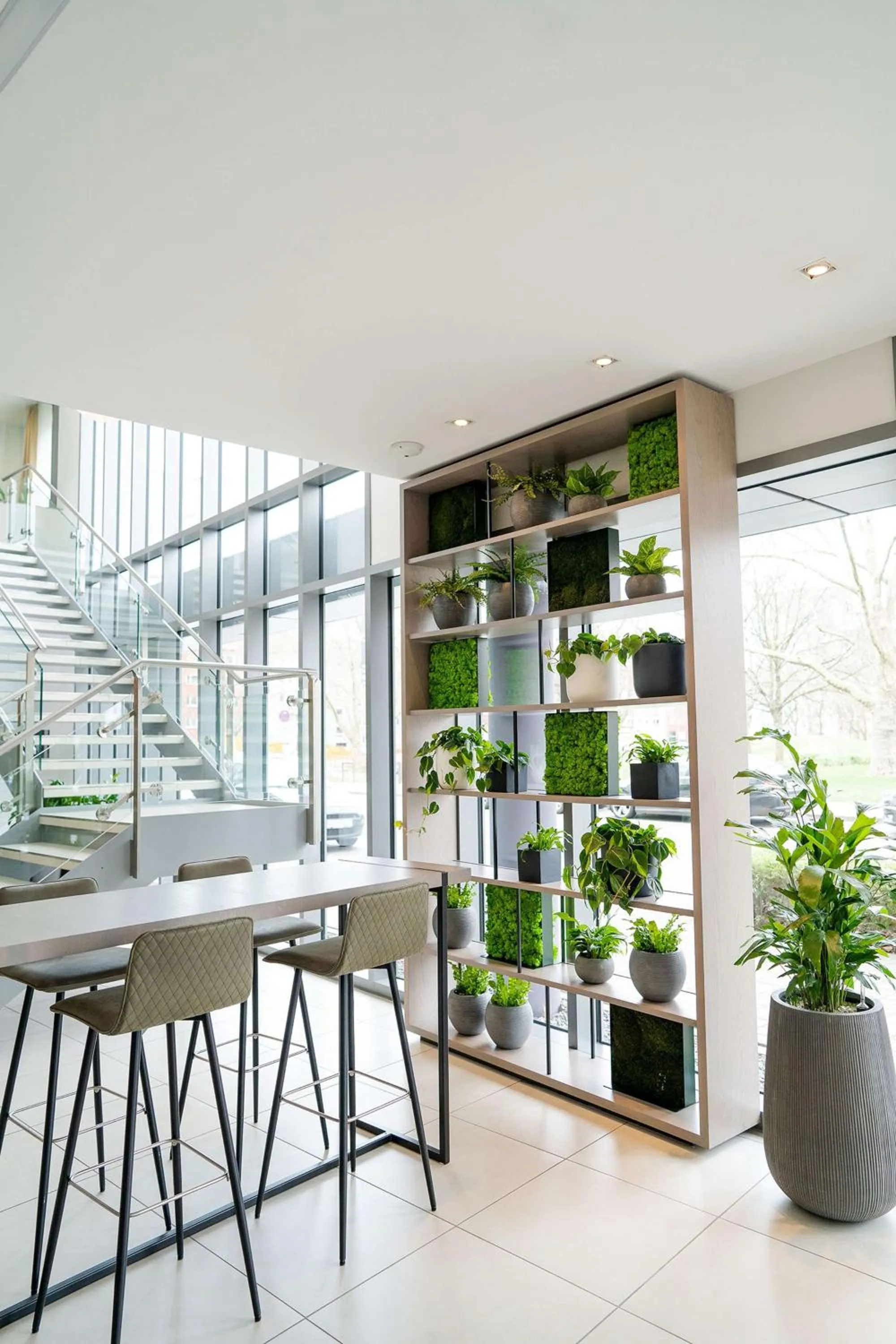 Lobby or reception in Lanzcarré Hotel Mannheim, a member of Radisson Individuals