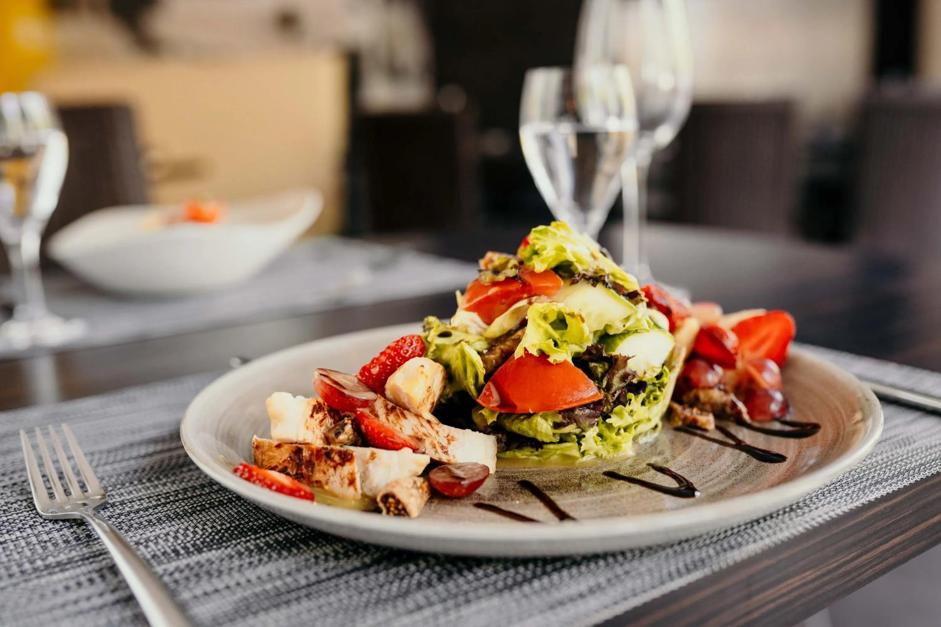 Restaurant/places to eat in Lanzcarré Hotel Mannheim, a member of Radisson Individuals