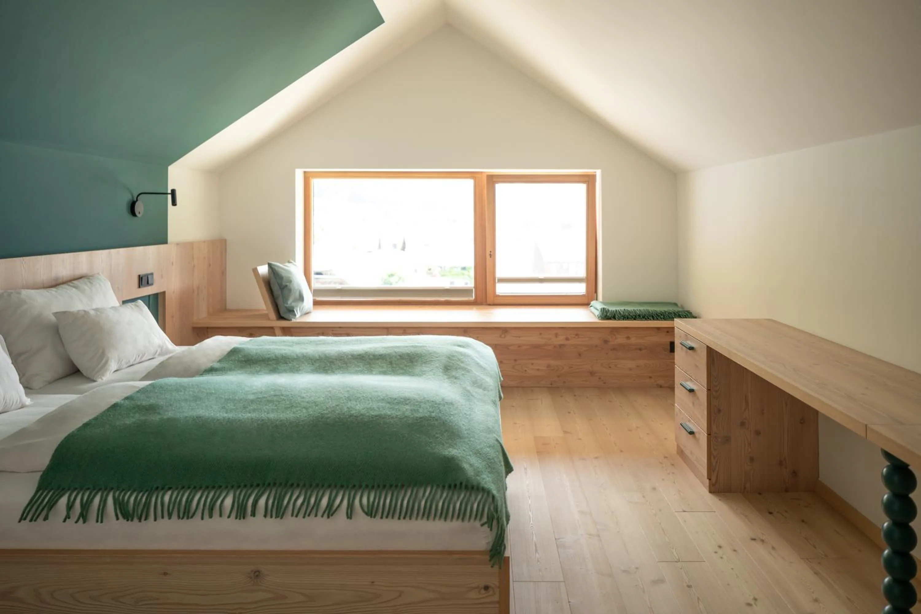 Bedroom, Bed in Hotel Neusacherhof