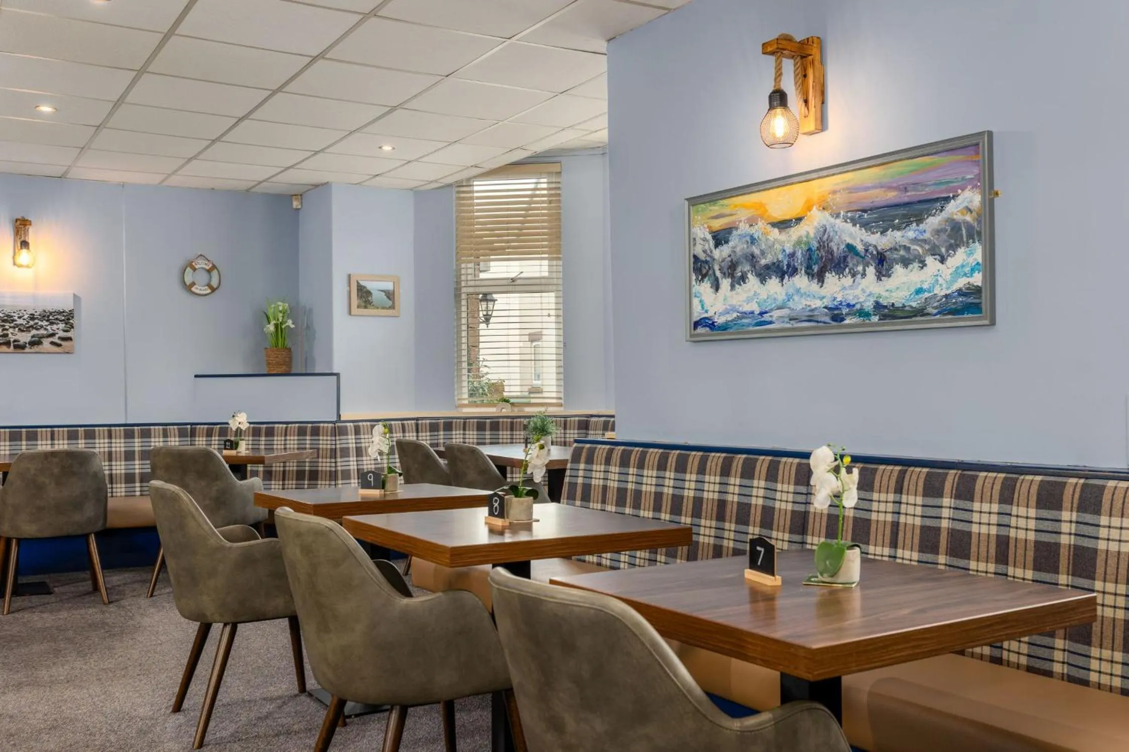 Restaurant/places to eat in Seacote Hotel