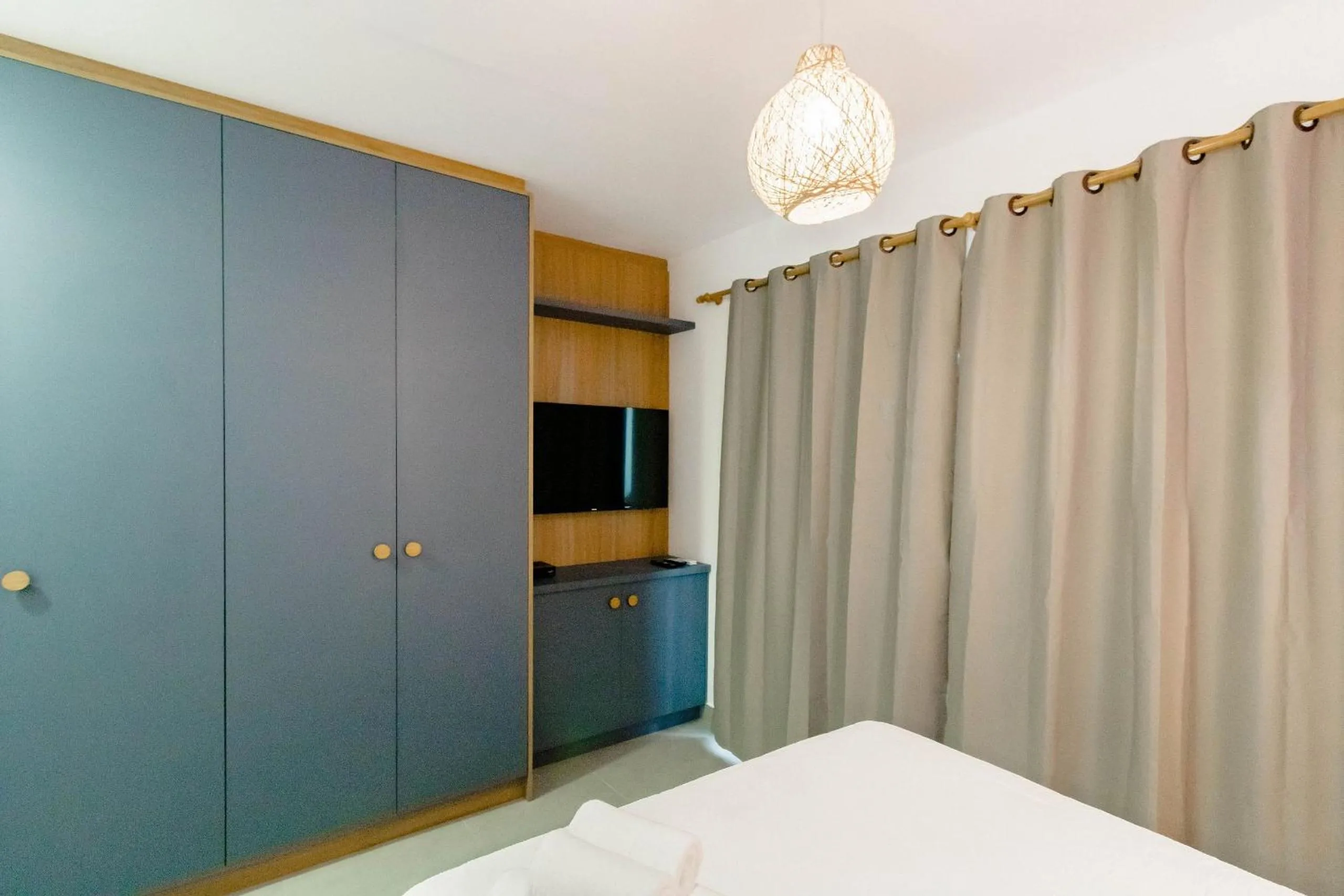 Photo of the whole room, Bed in Vita Bom Retiro