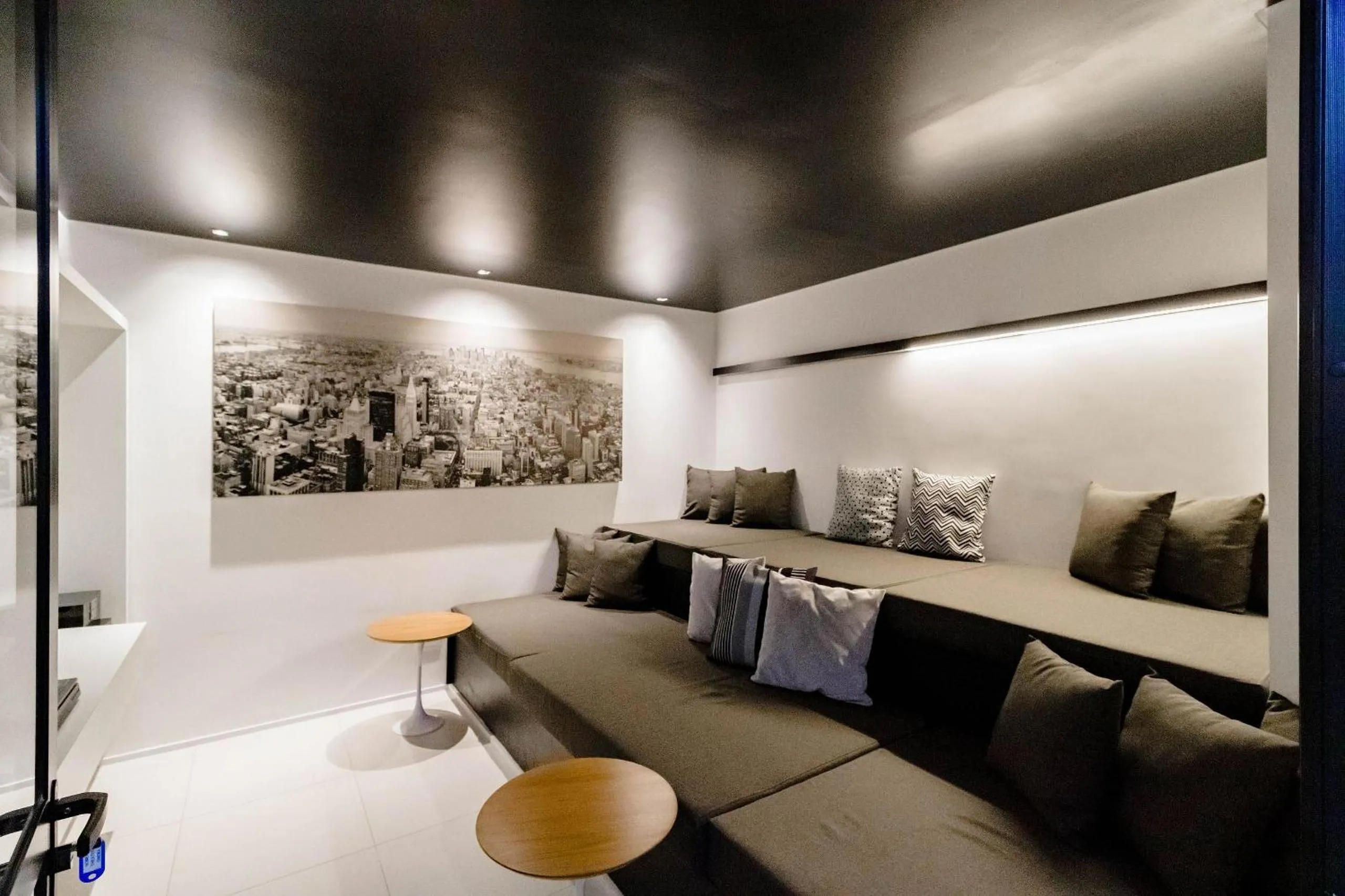 Seating area in Vita Bom Retiro