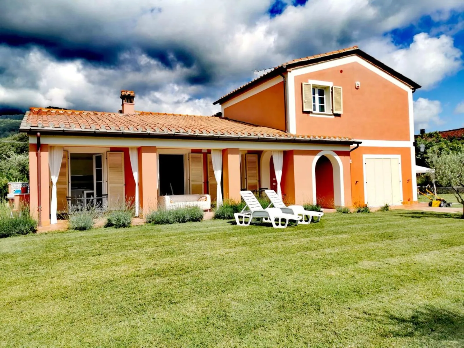 Property building in B&B Luna Nuova