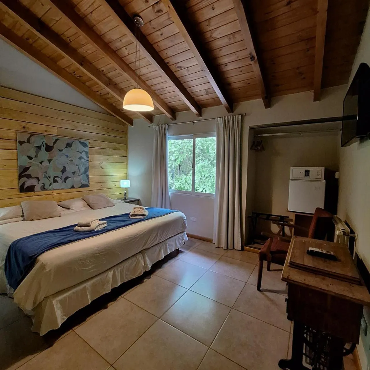 Bedroom, Bed in Hotel Antiguo Camino