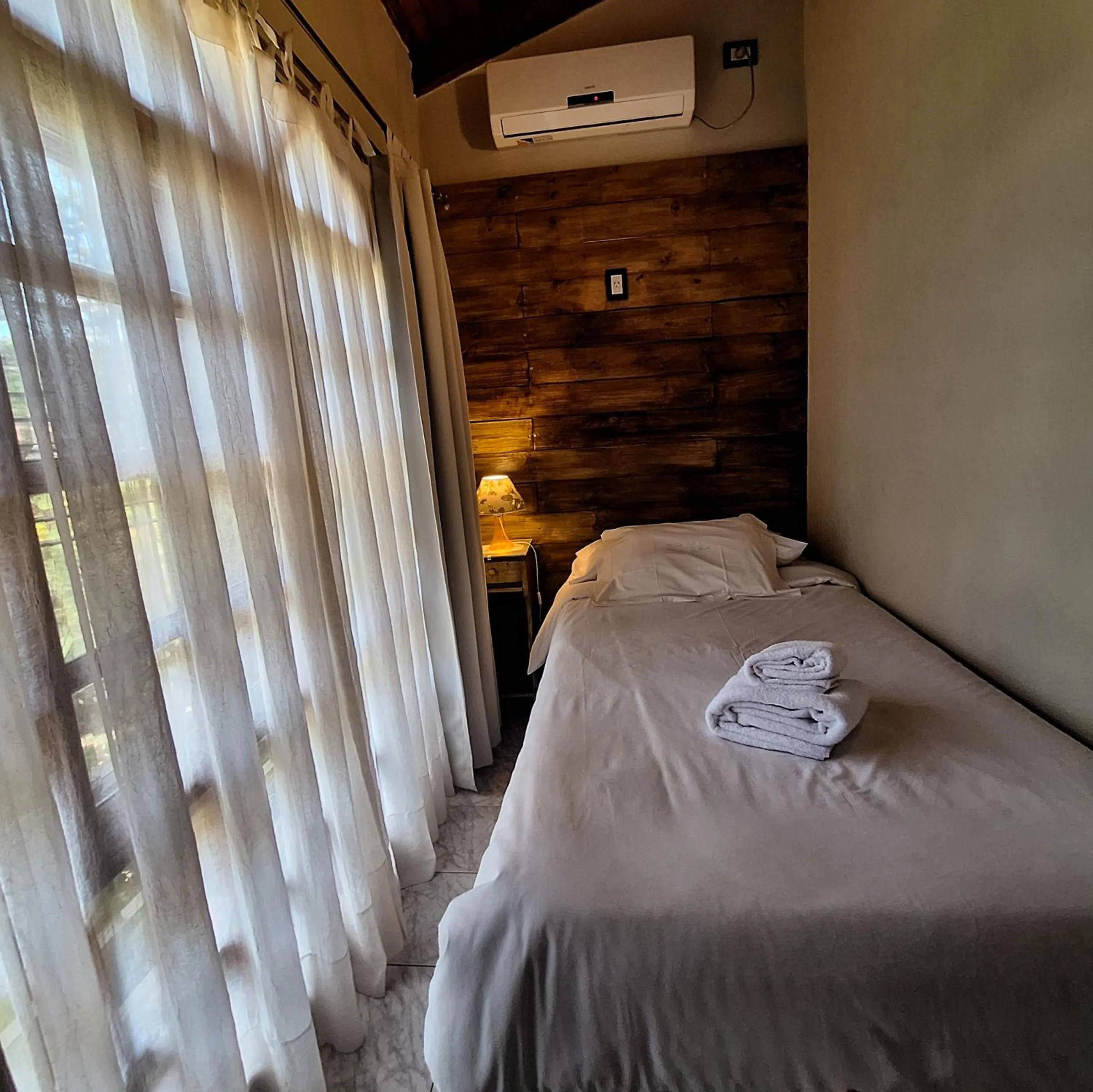 Bedroom, Bed in Hotel Antiguo Camino