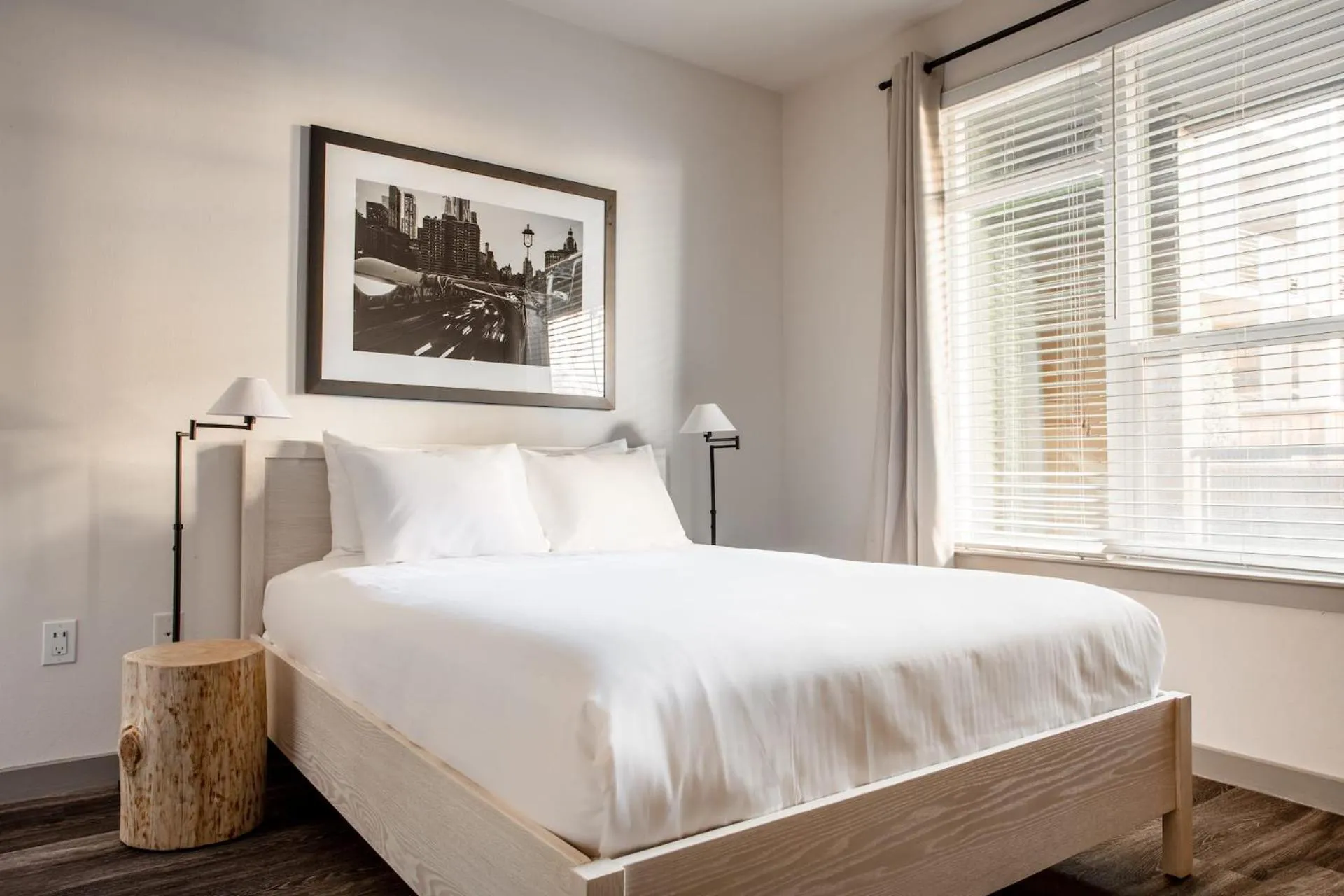 Bedroom, Bed in Kasa Love Field-Medical District Dallas