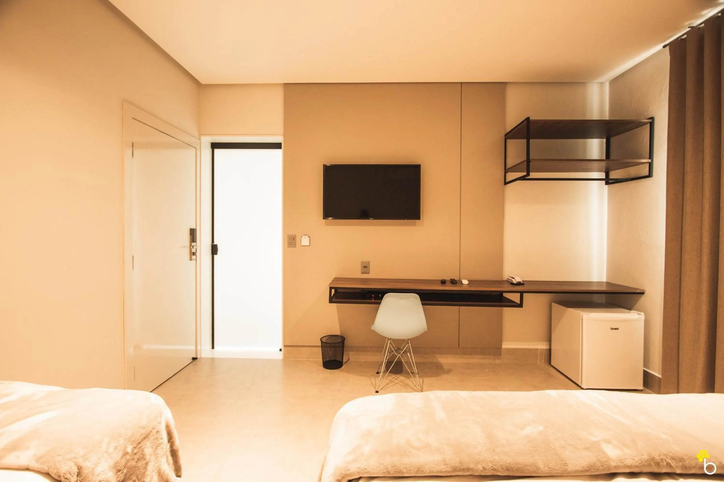 TV and multimedia, Bed in NAIM Hotel Capitólio