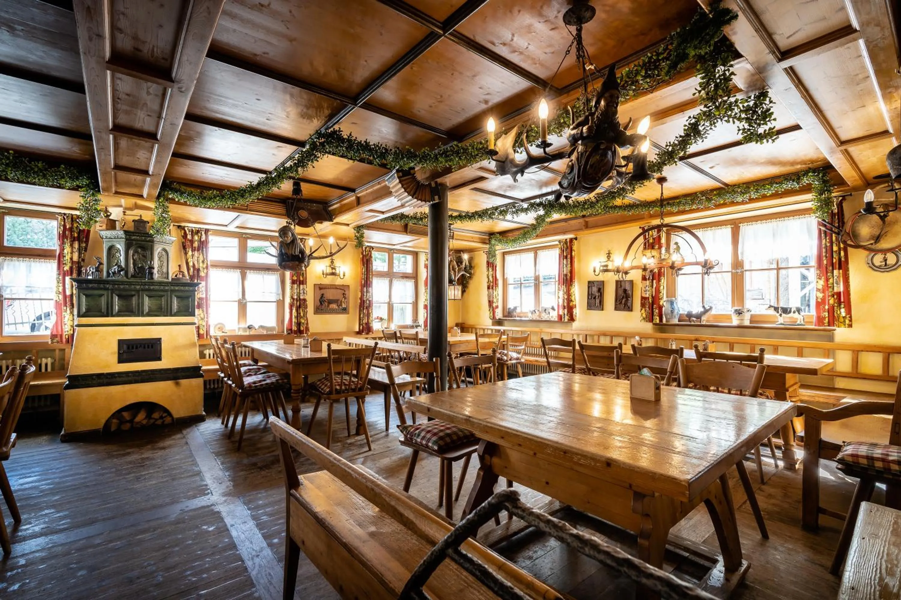 Restaurant/places to eat in Hotel Gasthof Rössle