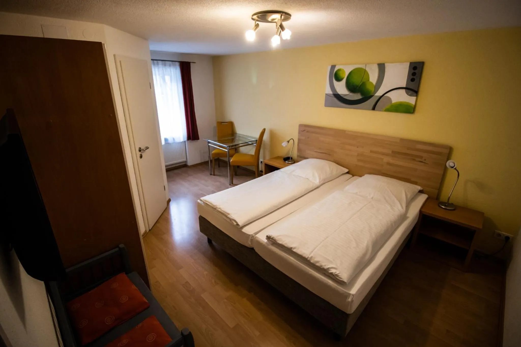 Bedroom, Bed in Hotel Gasthof Rössle