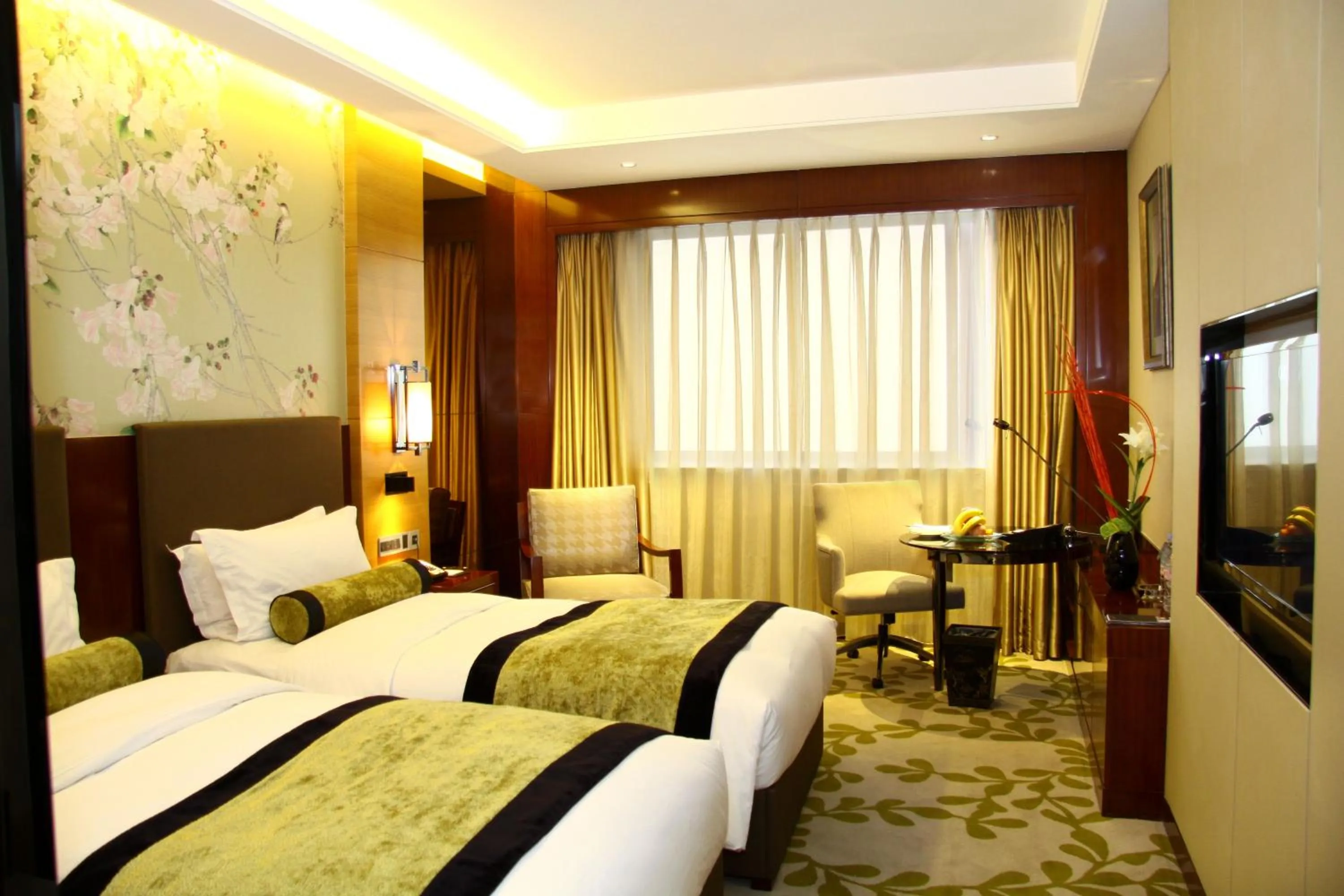 Bedroom, Bed in Sofitel Silver Plaza Jinan